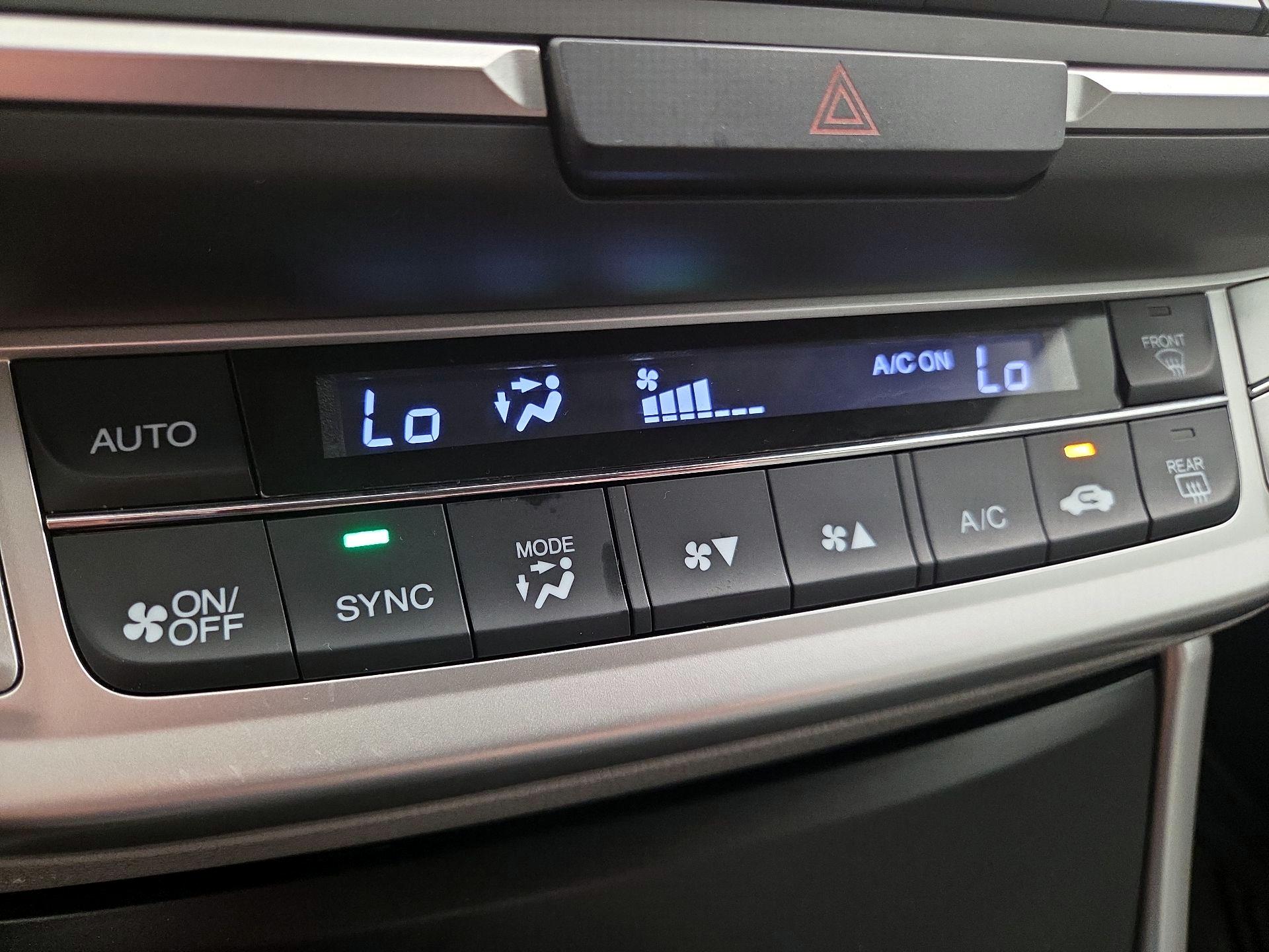Thumbnail: 2014 Honda Accord - 16