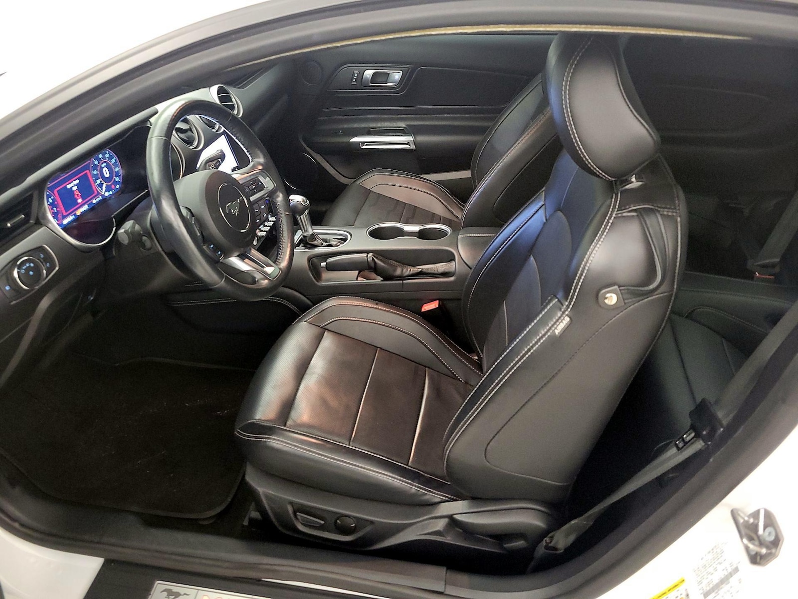 2020 Ford Mustang EcoBoost Premium - Photo 12