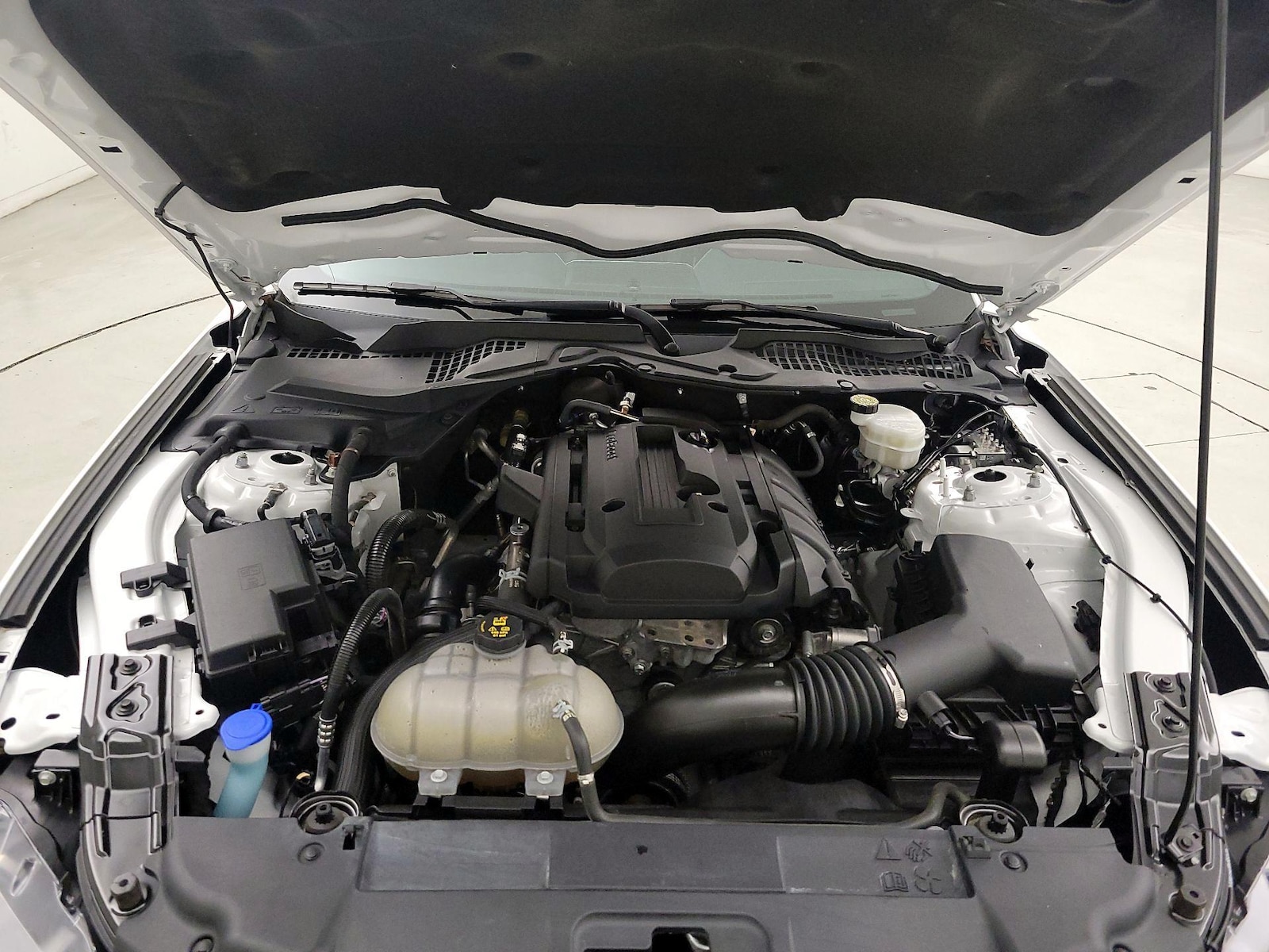 2020 Ford Mustang EcoBoost Premium - Photo 23