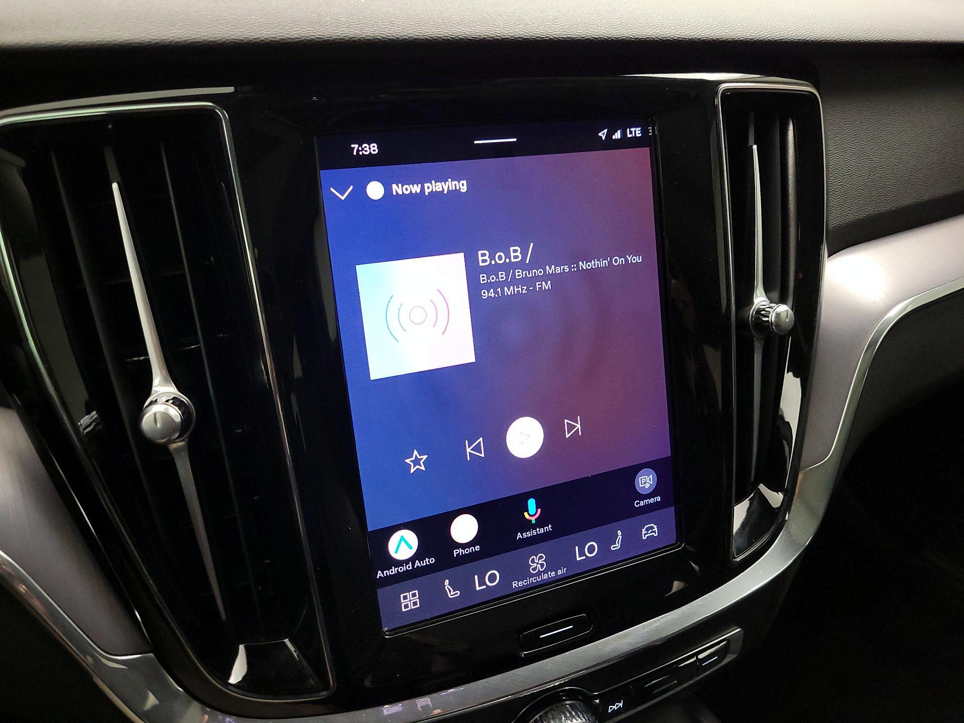 Thumbnail: 2024 Volvo S60 - 15