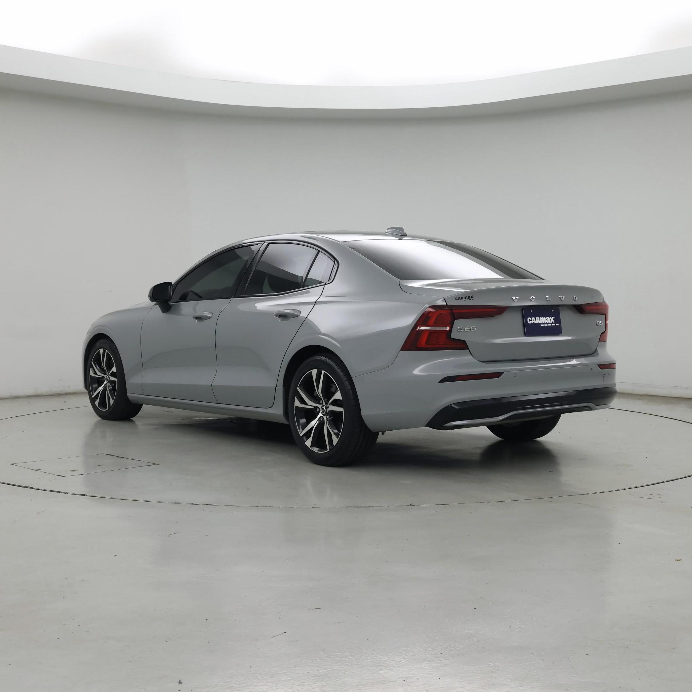 Thumbnail: 2024 Volvo S60 - 2