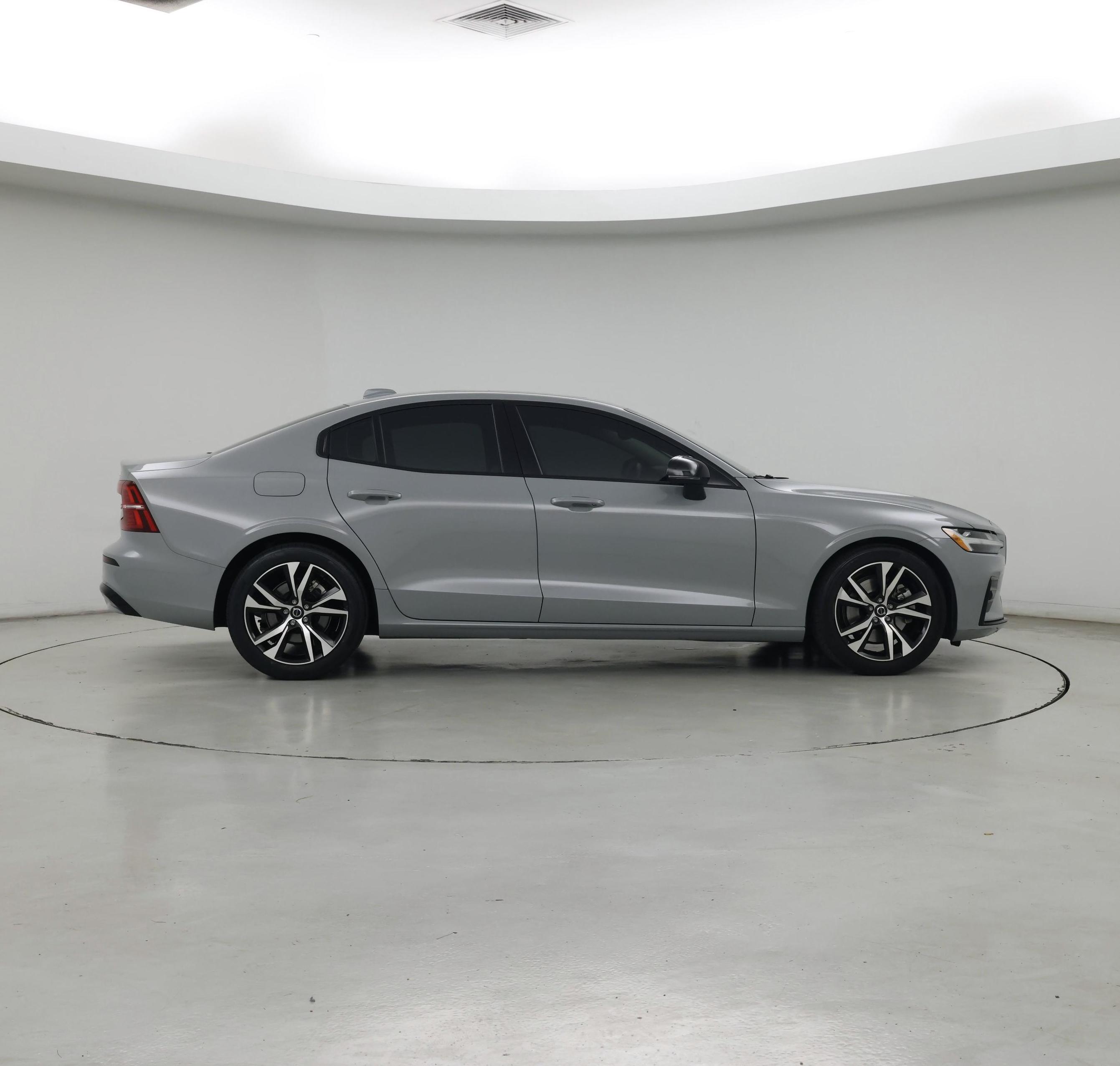 Thumbnail: 2024 Volvo S60 - 7