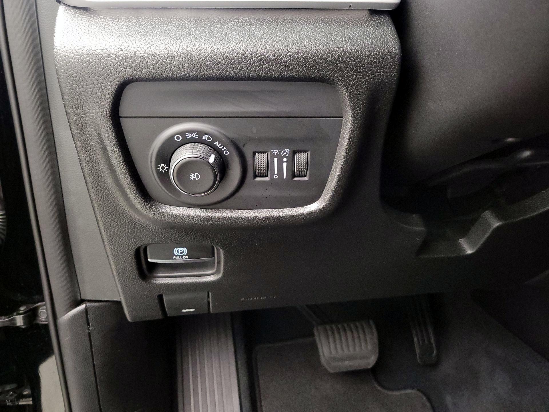 Thumbnail: 2023 Jeep Grand Cherokee - 13