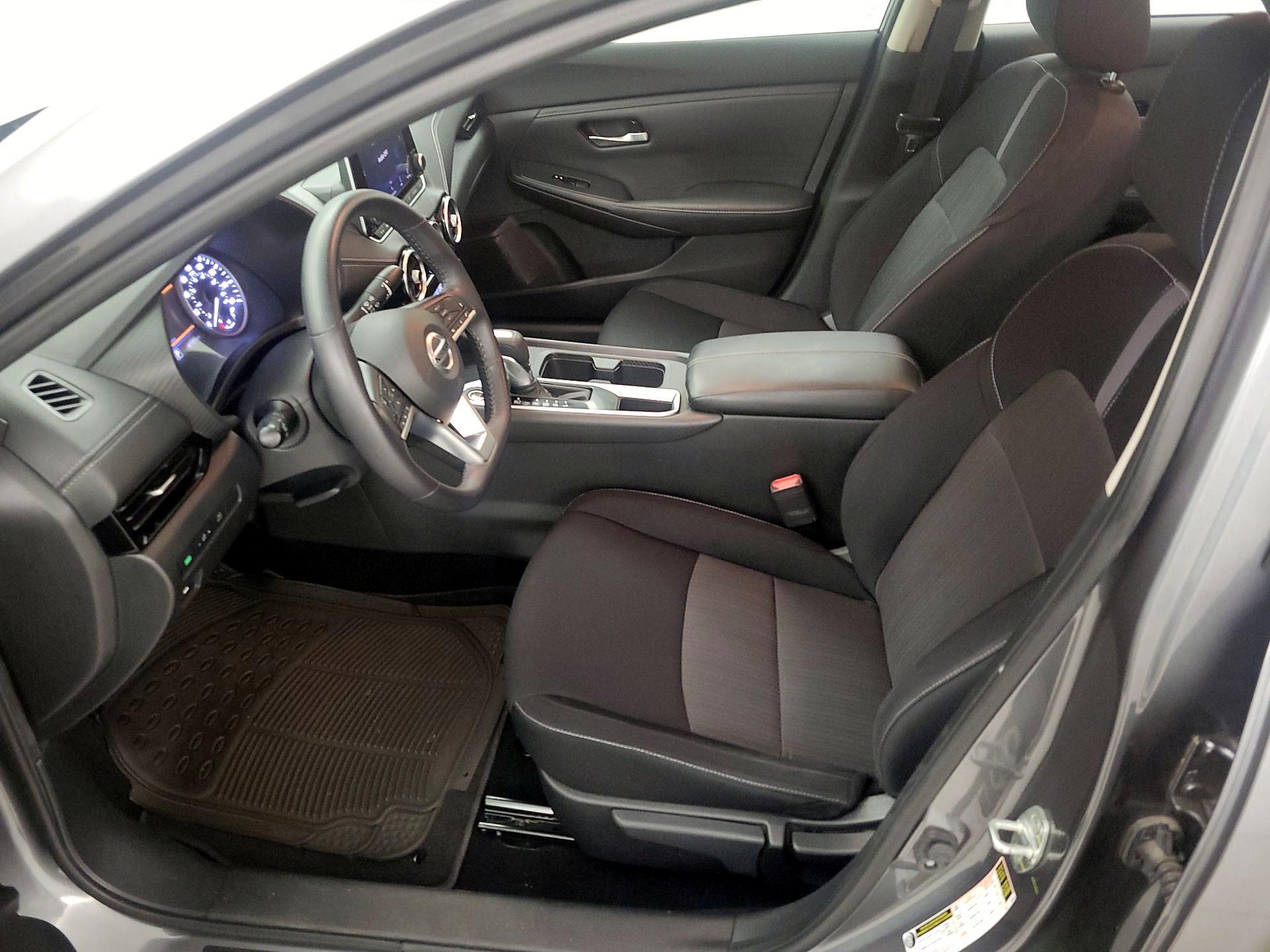 Thumbnail: 2021 Nissan Sentra - 11