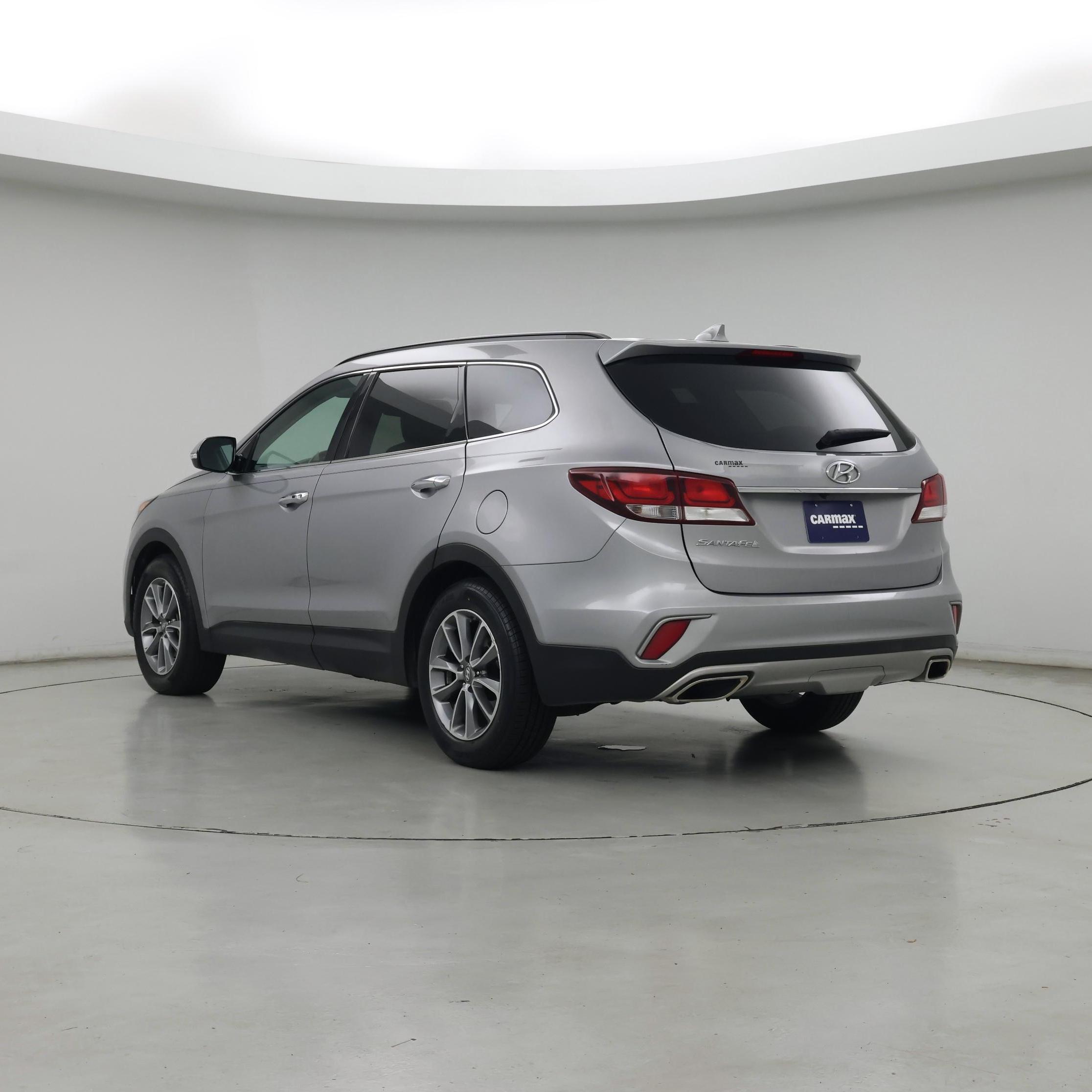 Thumbnail: 2017 Hyundai Santa Fe - 2
