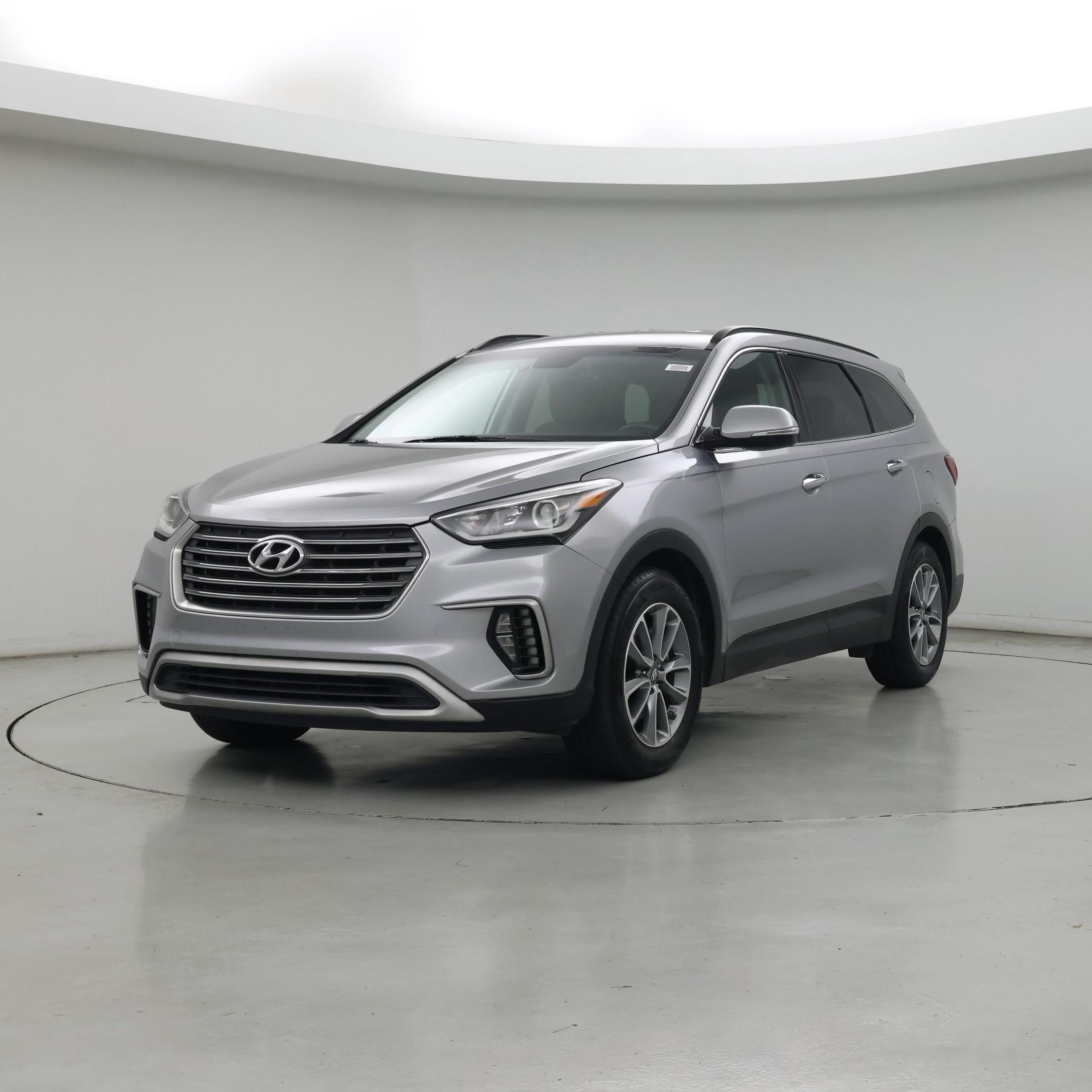 Thumbnail: 2017 Hyundai Santa Fe - 4