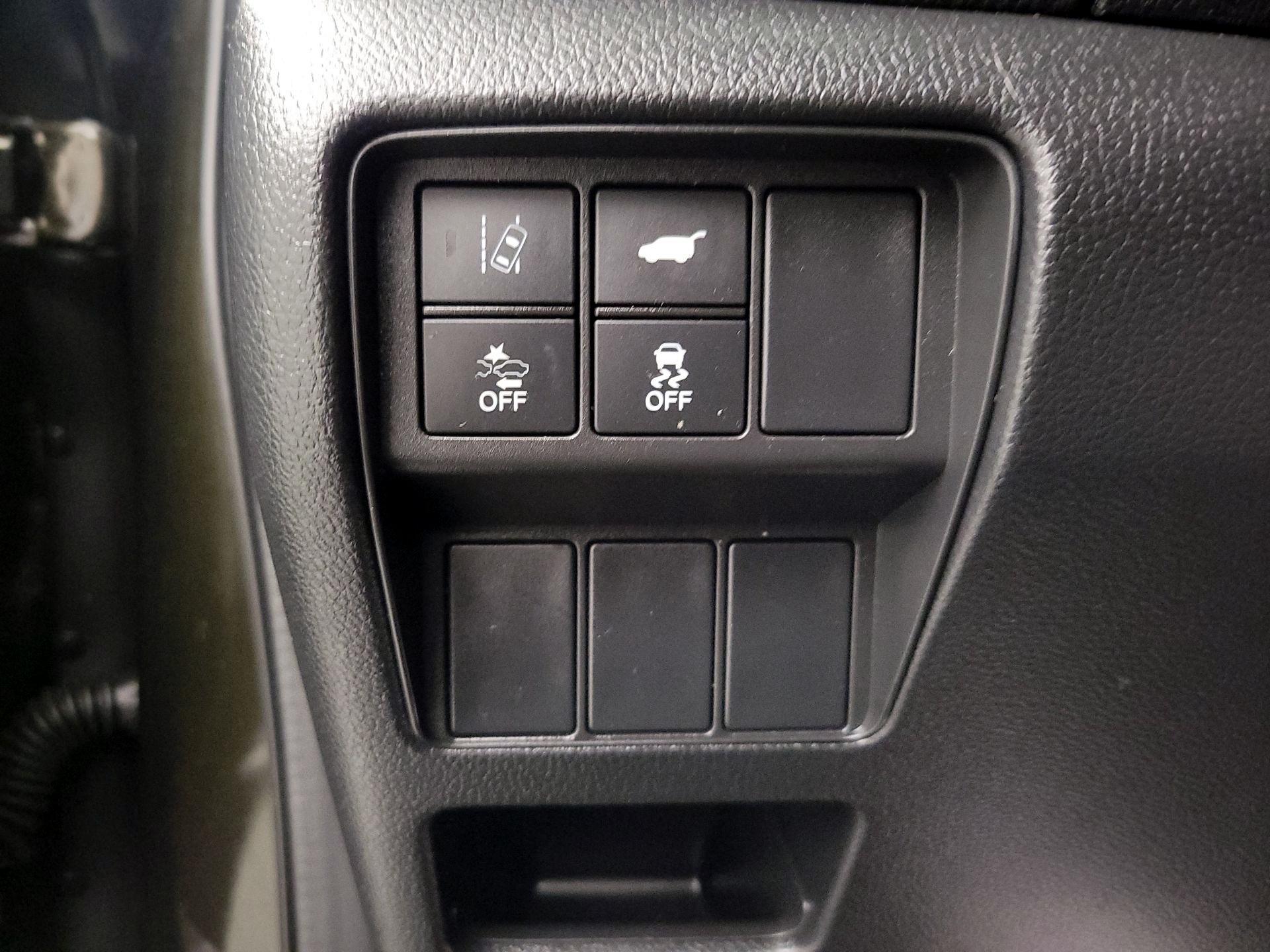 Thumbnail: 2017 Honda CR-V - 13