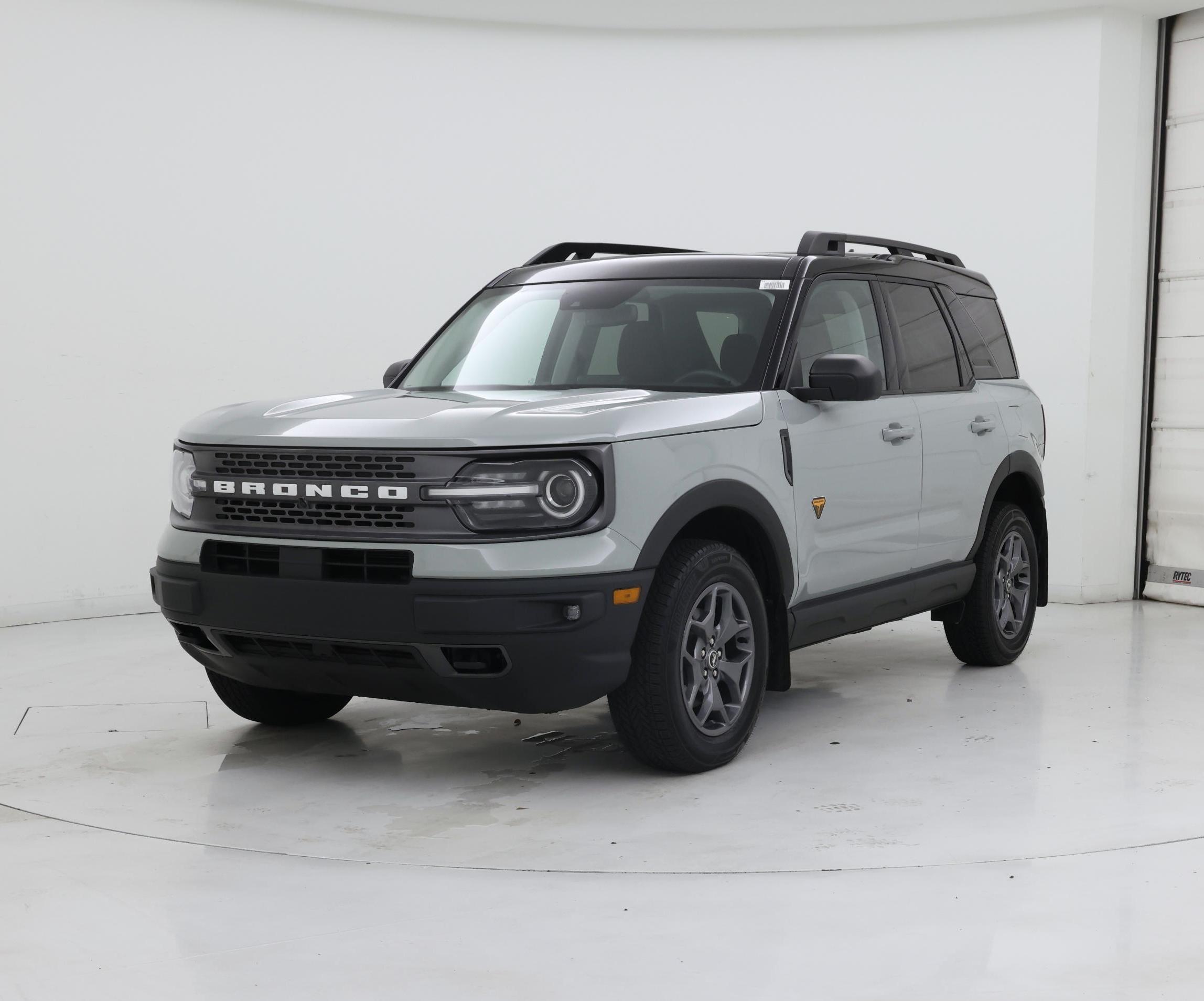Thumbnail: 2022 Ford Bronco Sport - 4