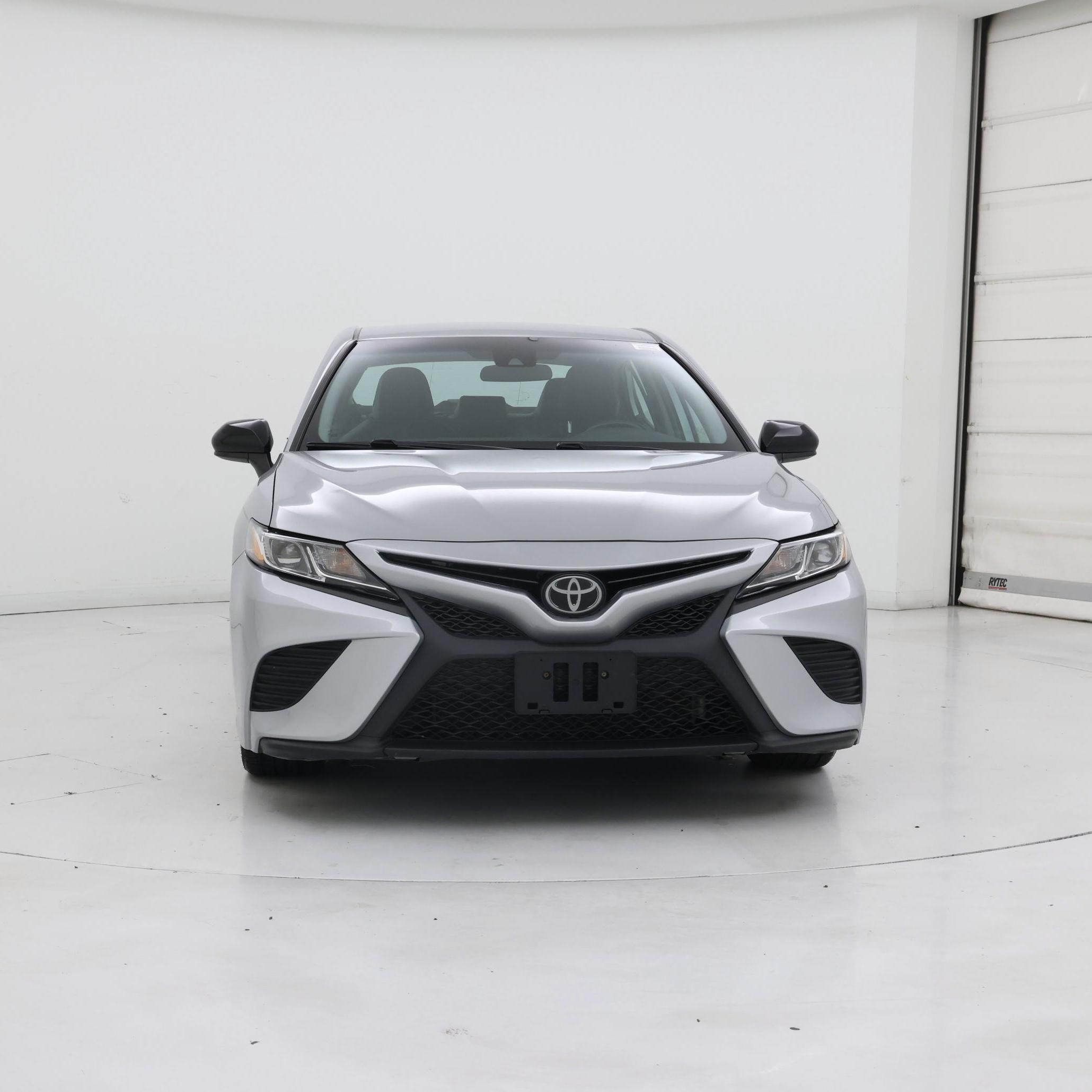 Thumbnail: 2020 Toyota Camry - 5