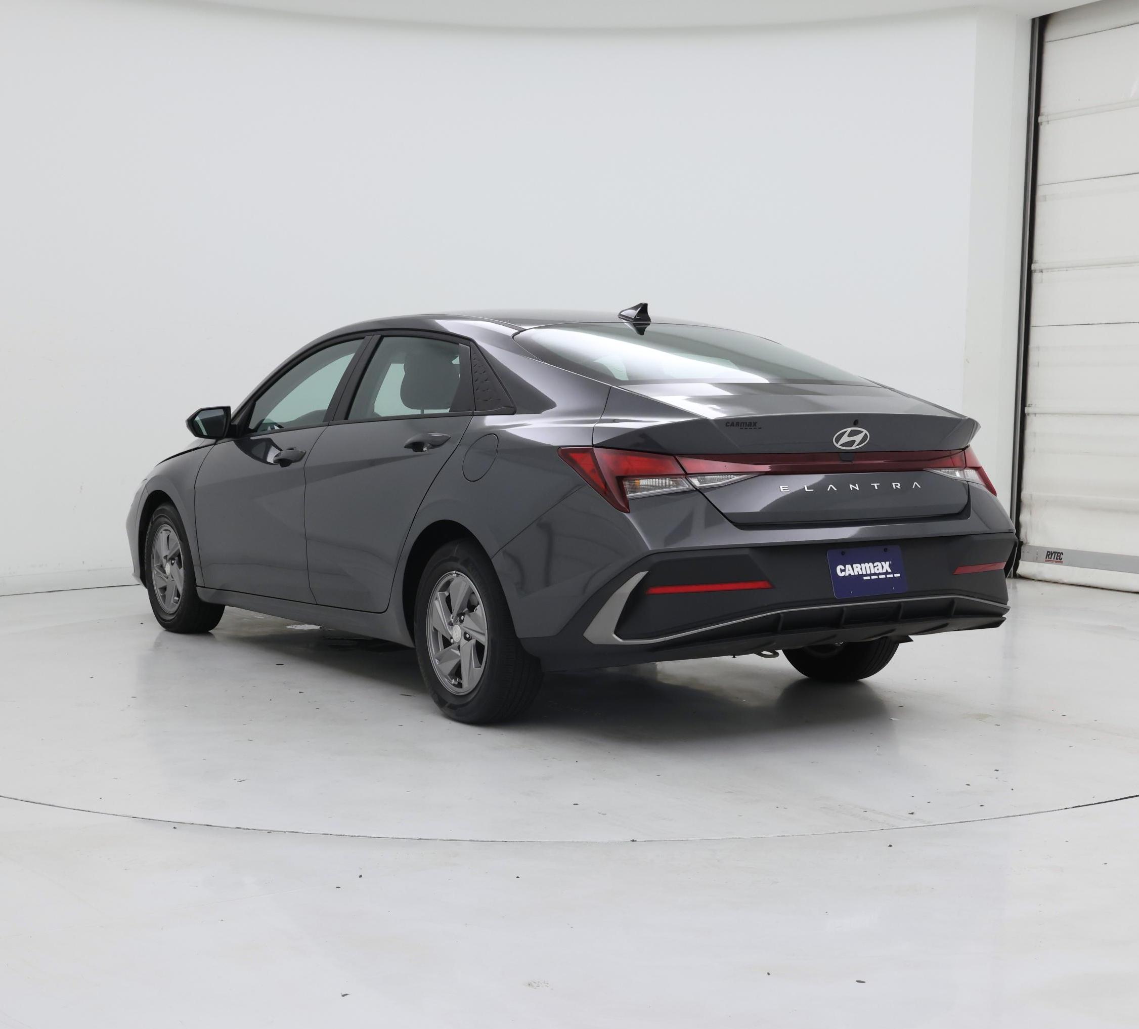 Thumbnail: 2025 Hyundai Elantra - 2