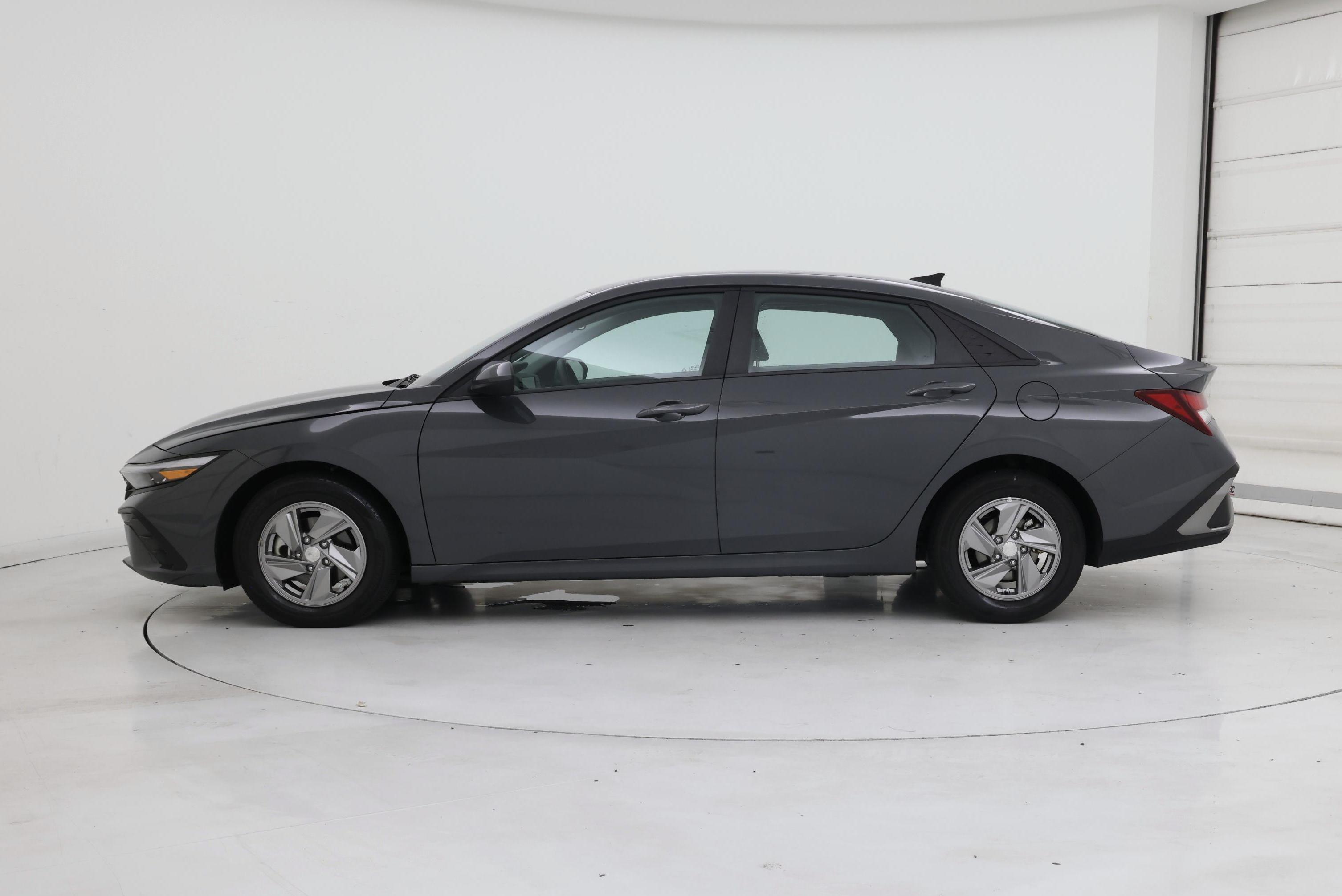 Thumbnail: 2025 Hyundai Elantra - 3