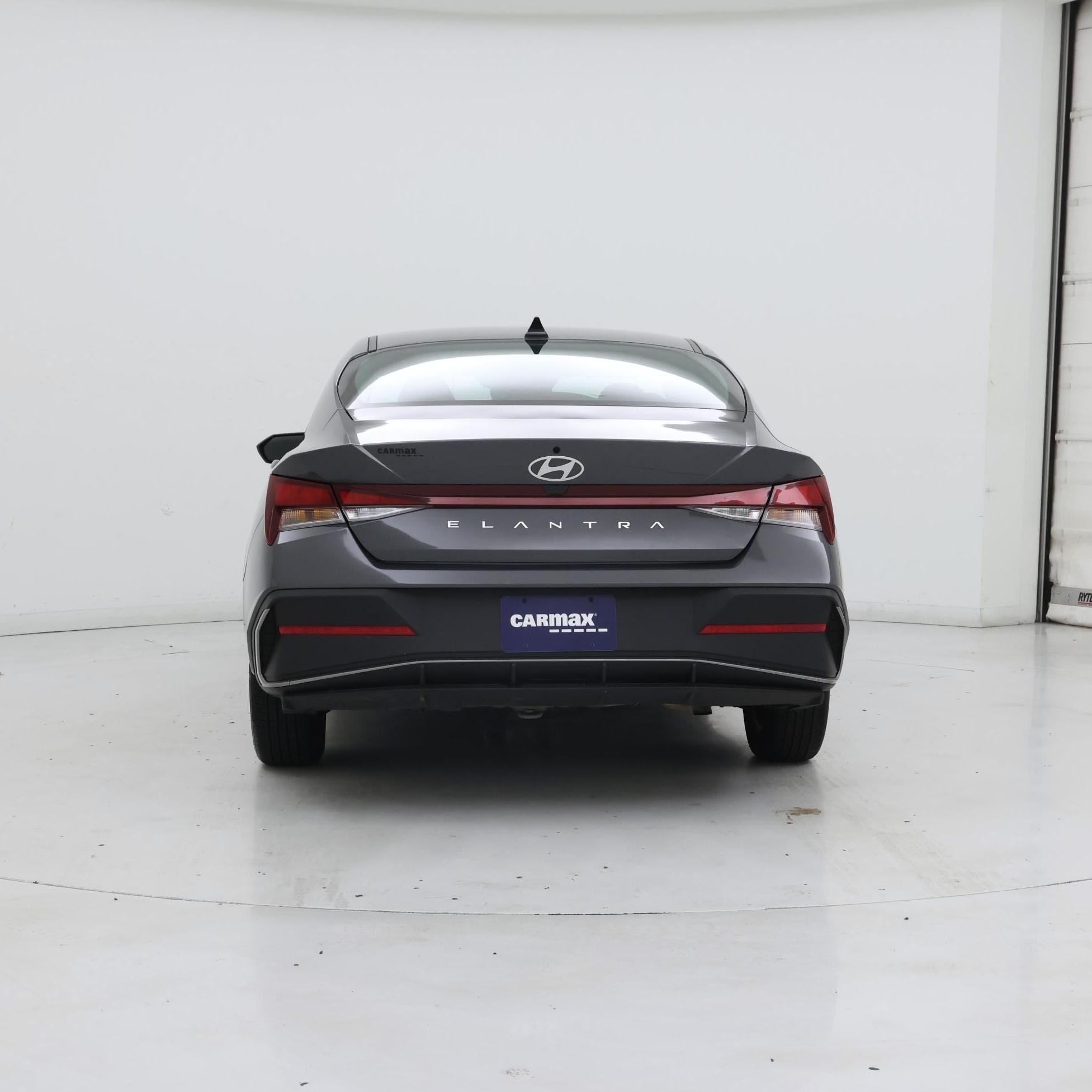 Thumbnail: 2025 Hyundai Elantra - 6