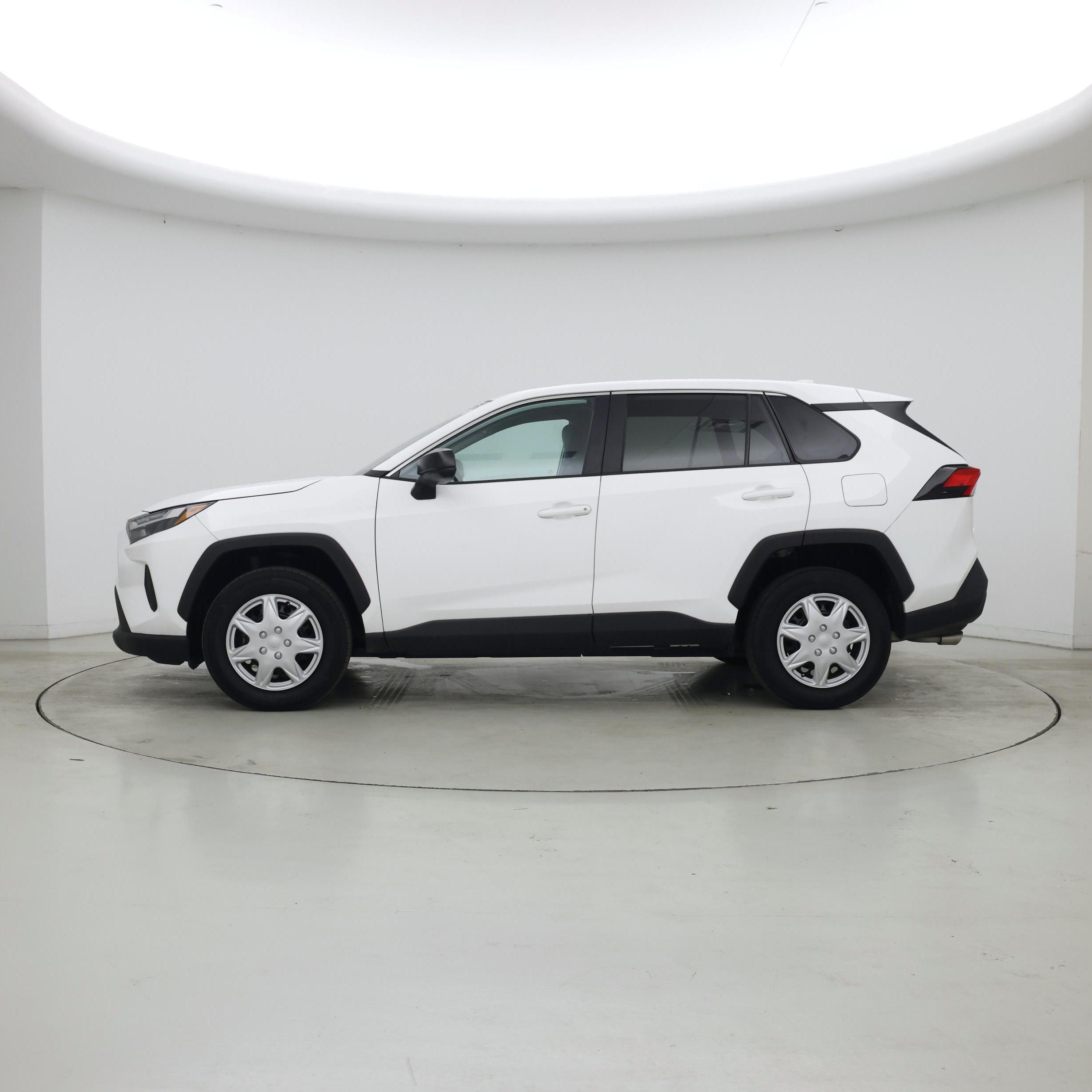 Thumbnail: 2024 Toyota RAV4 - 3