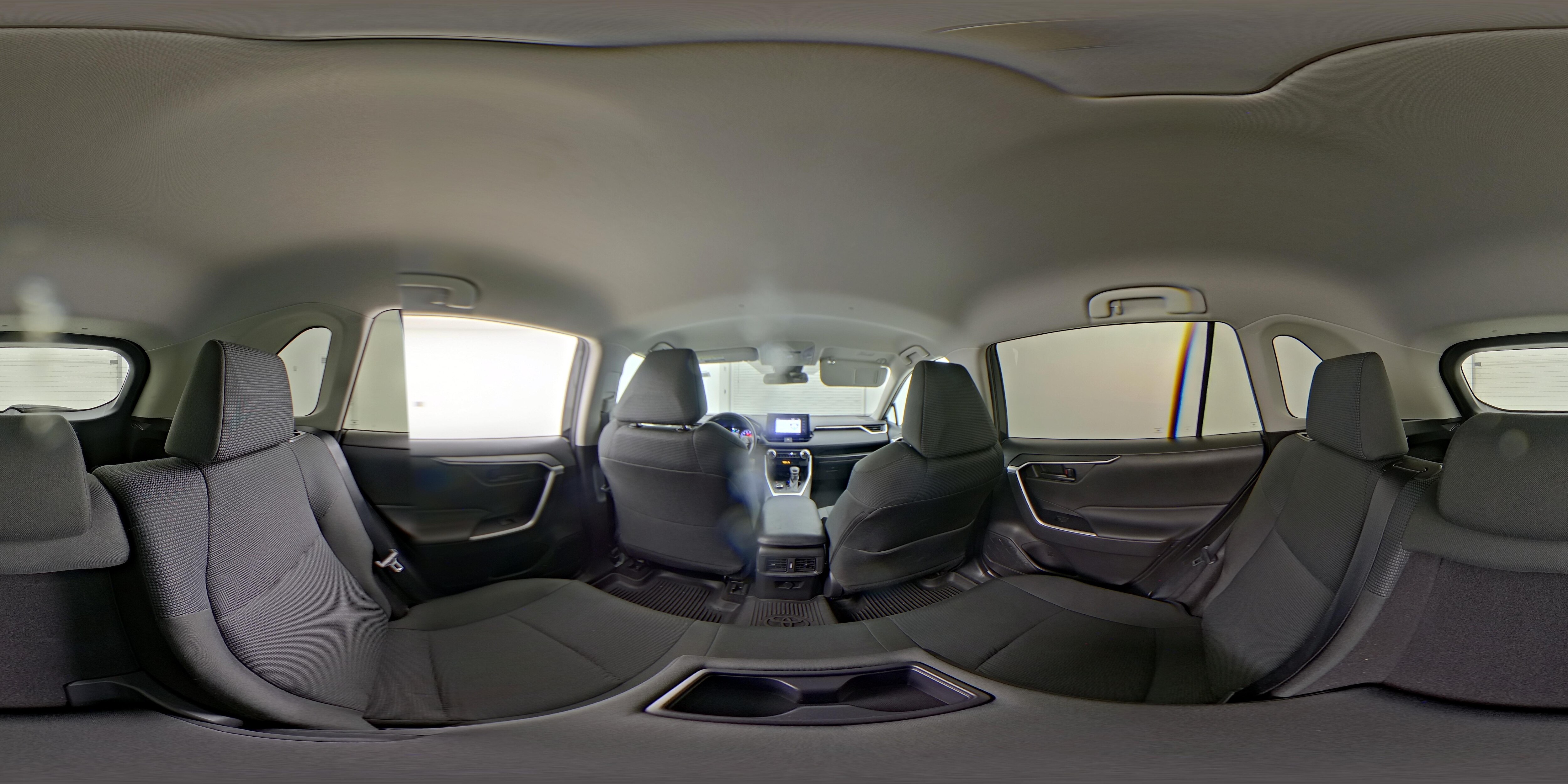 2022 Toyota RAV4 LE - Photo 26