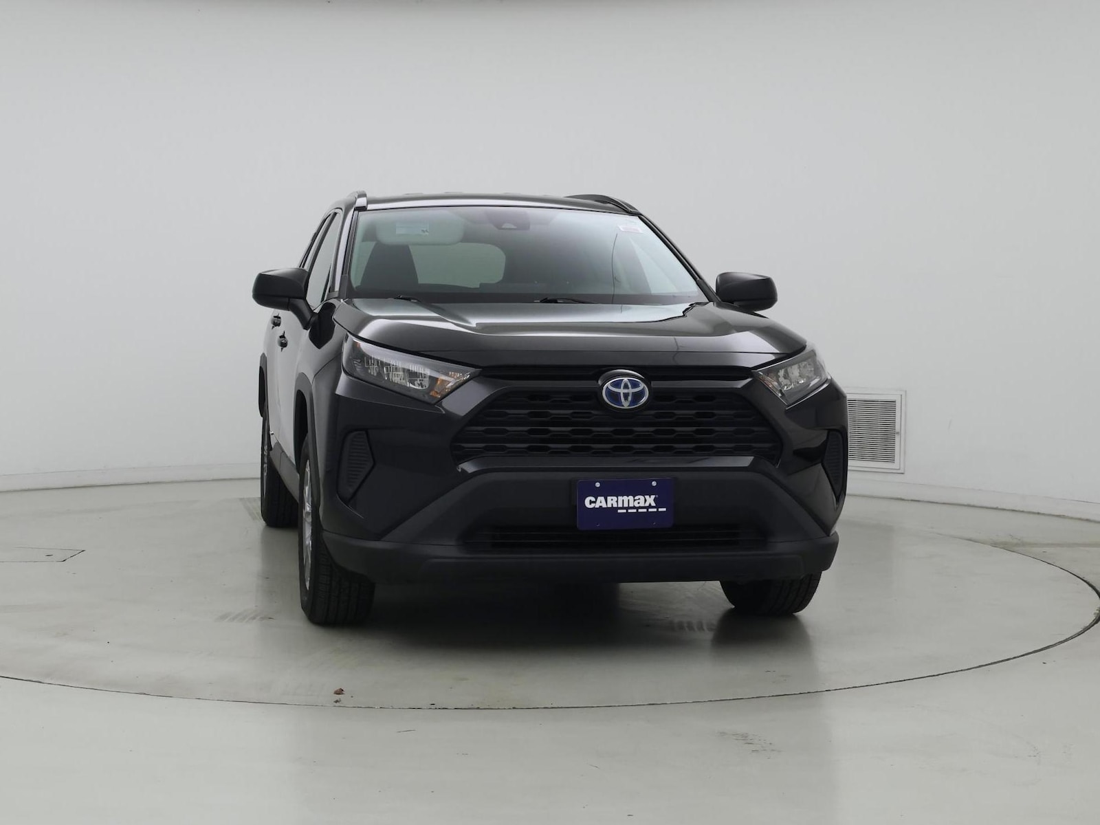2022 Toyota RAV4 LE - Photo 6