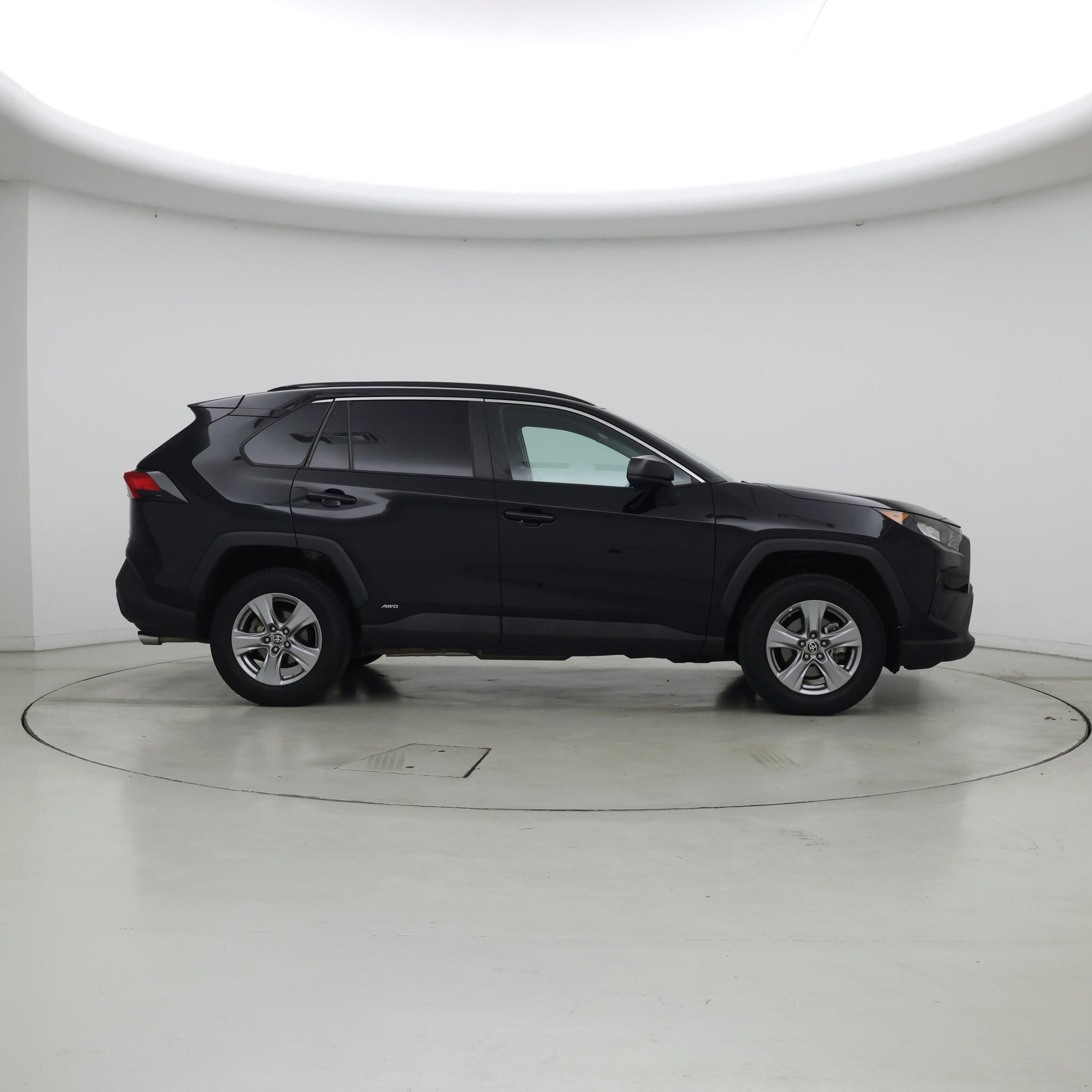 Thumbnail: 2022 Toyota RAV4 - 7