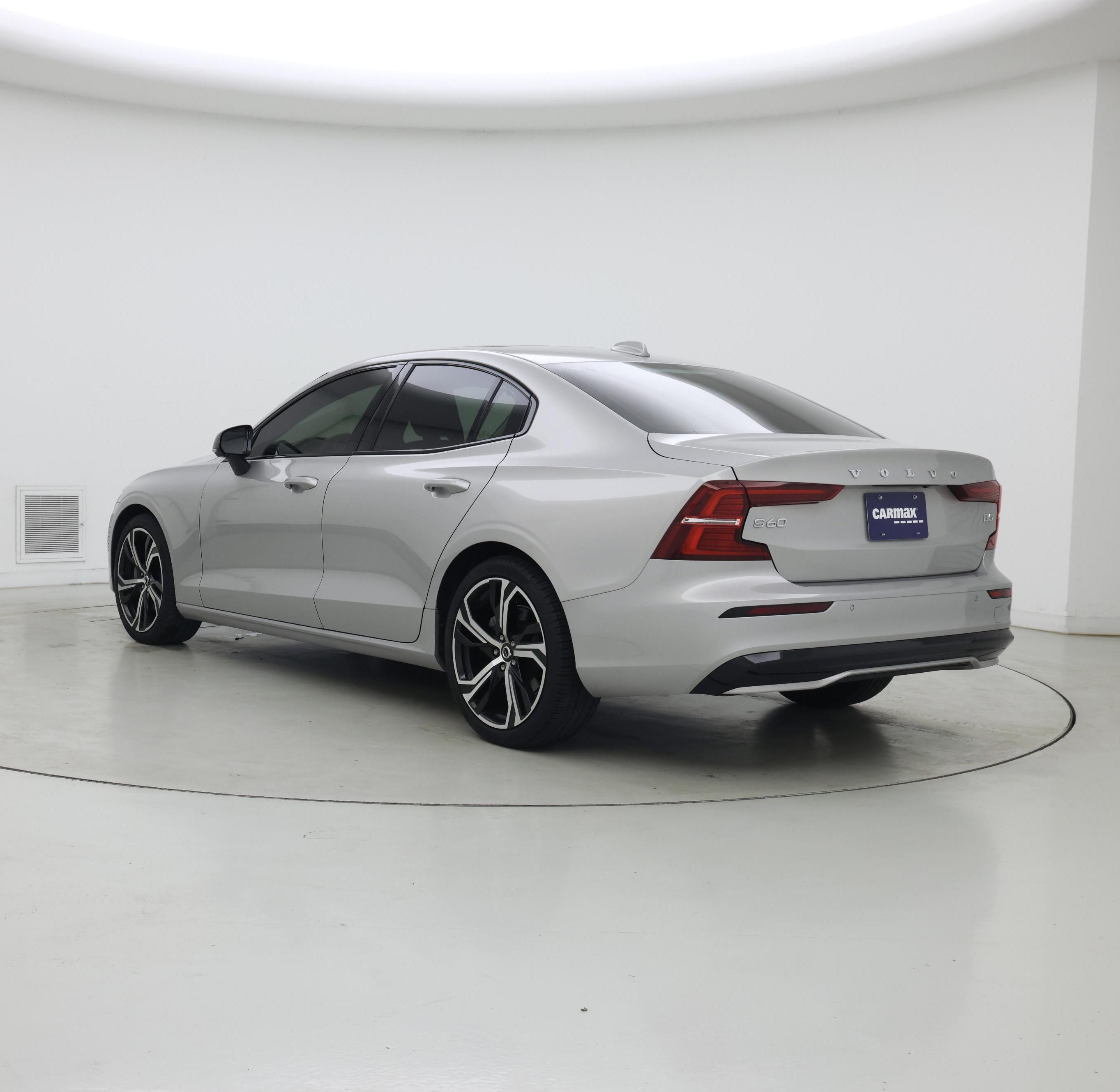 Thumbnail: 2023 Volvo S60 - 2