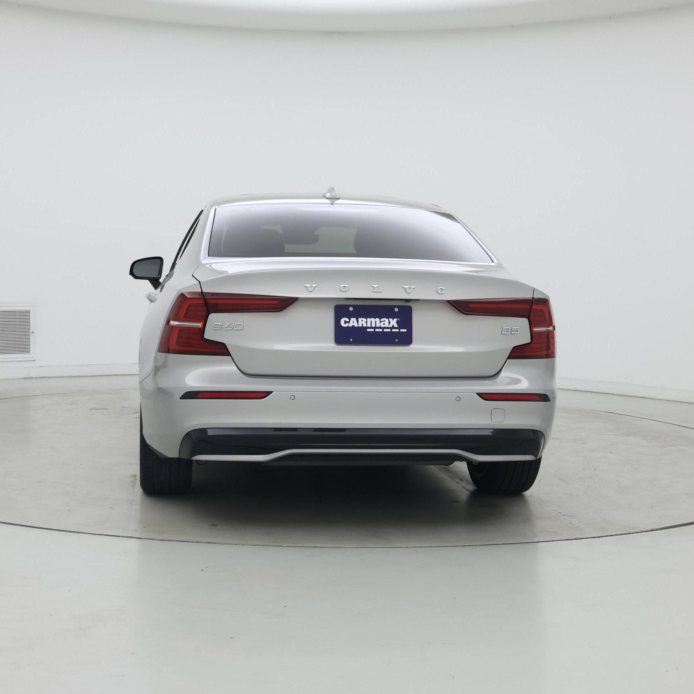 Thumbnail: 2023 Volvo S60 - 6
