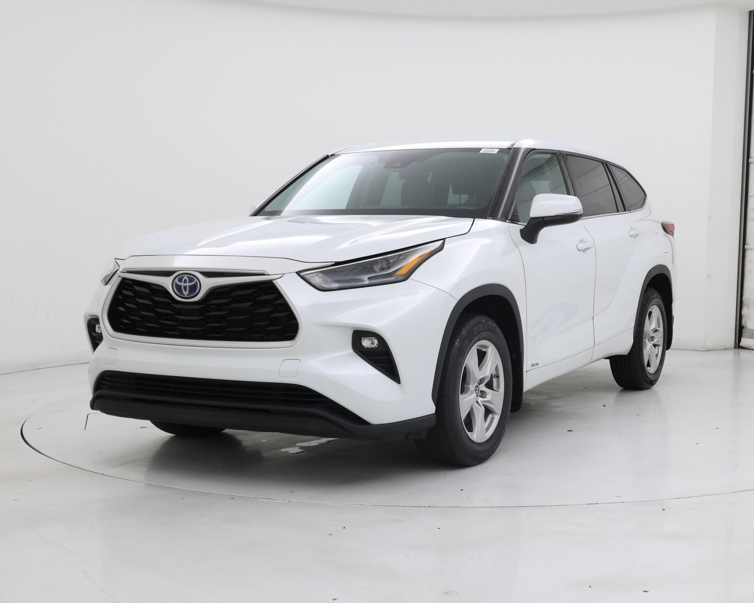 Thumbnail: 2022 Toyota Highlander - 4
