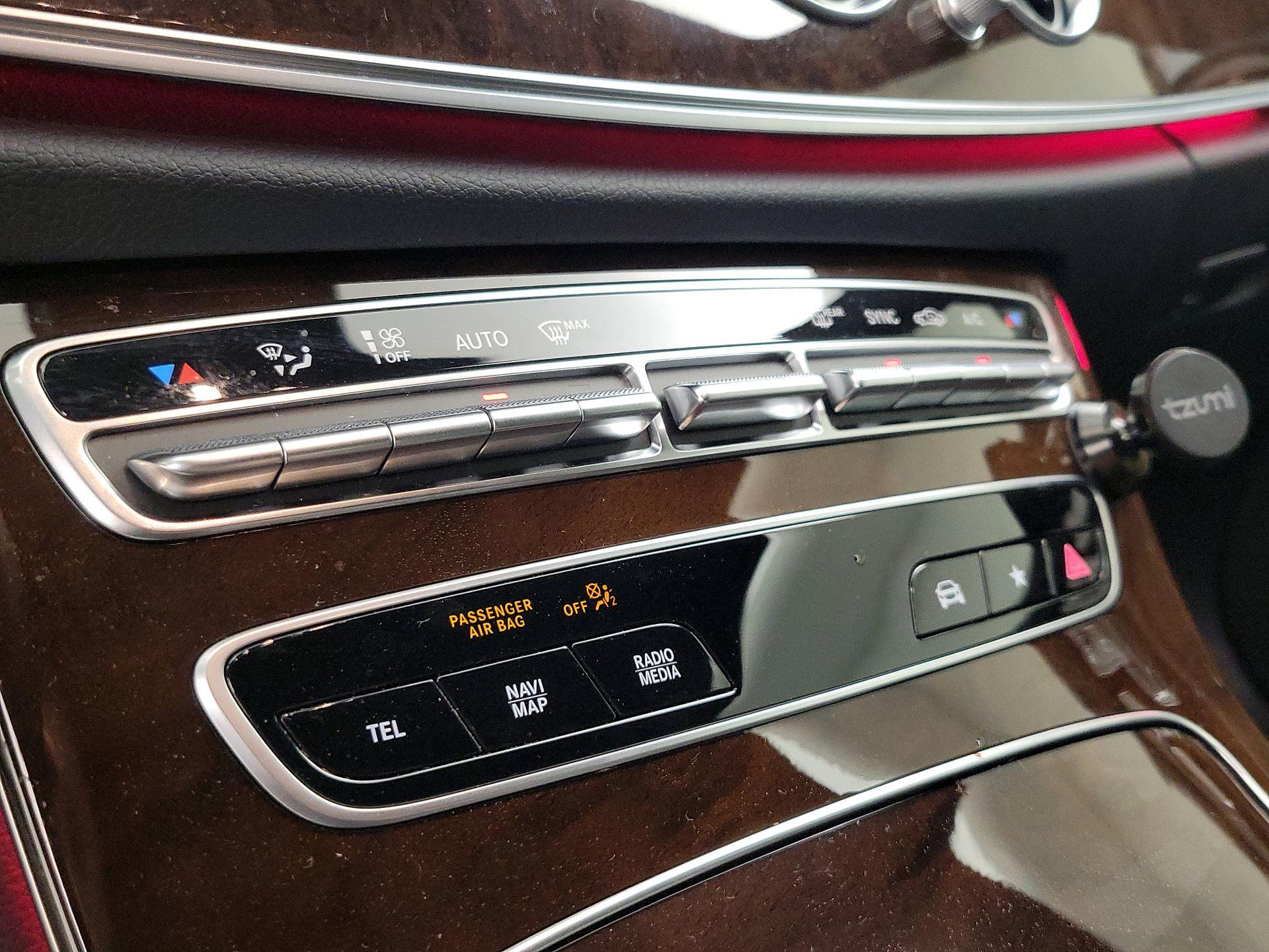 Thumbnail: 2023 Mercedes-Benz E-Class - 17