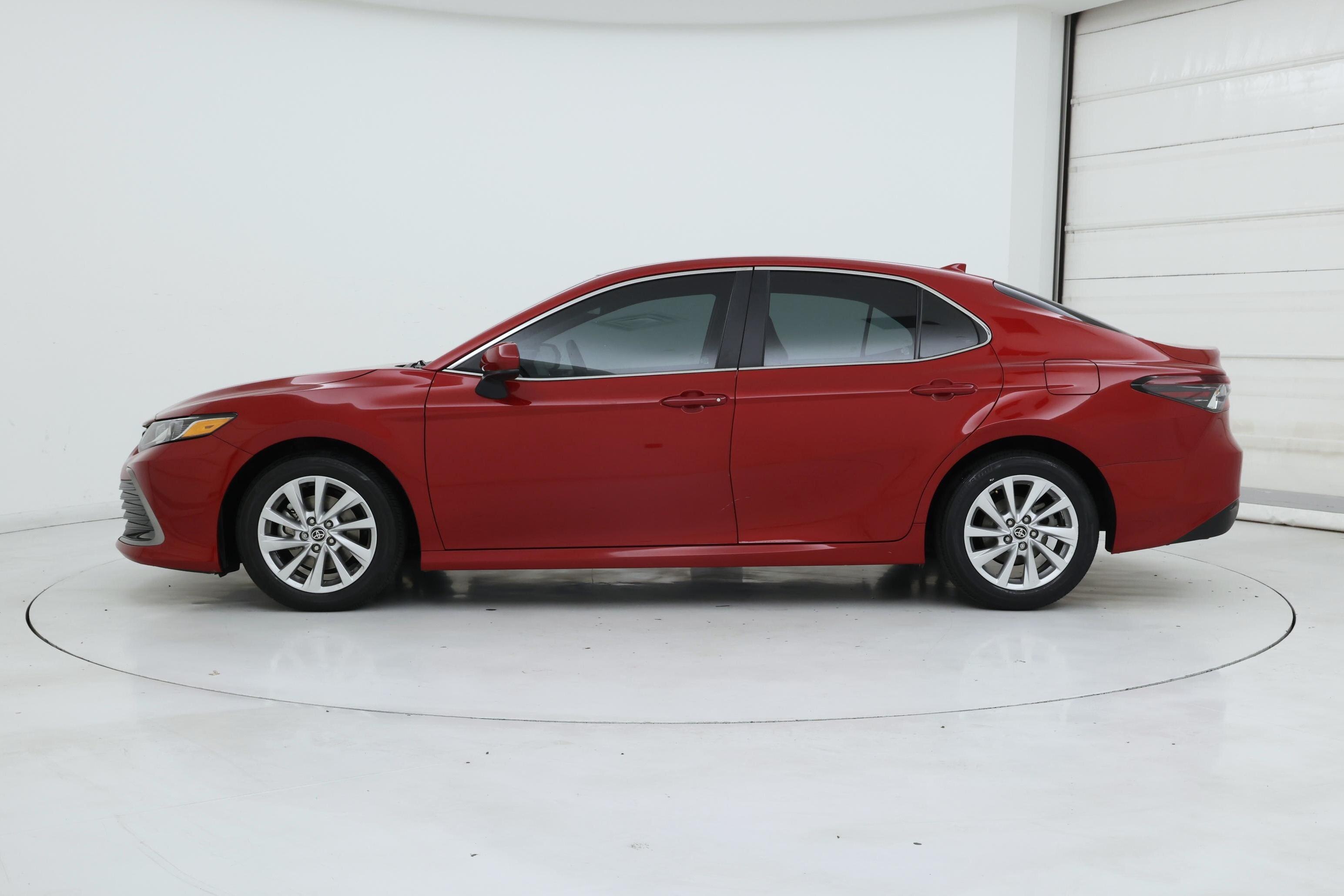 Thumbnail: 2024 Toyota Camry - 3