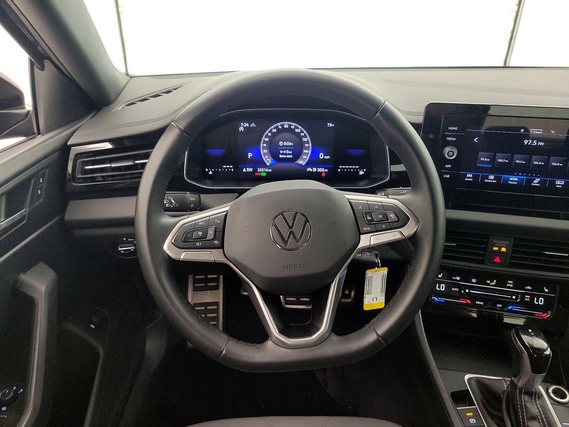 Thumbnail: 2025 Volkswagen Jetta - 10