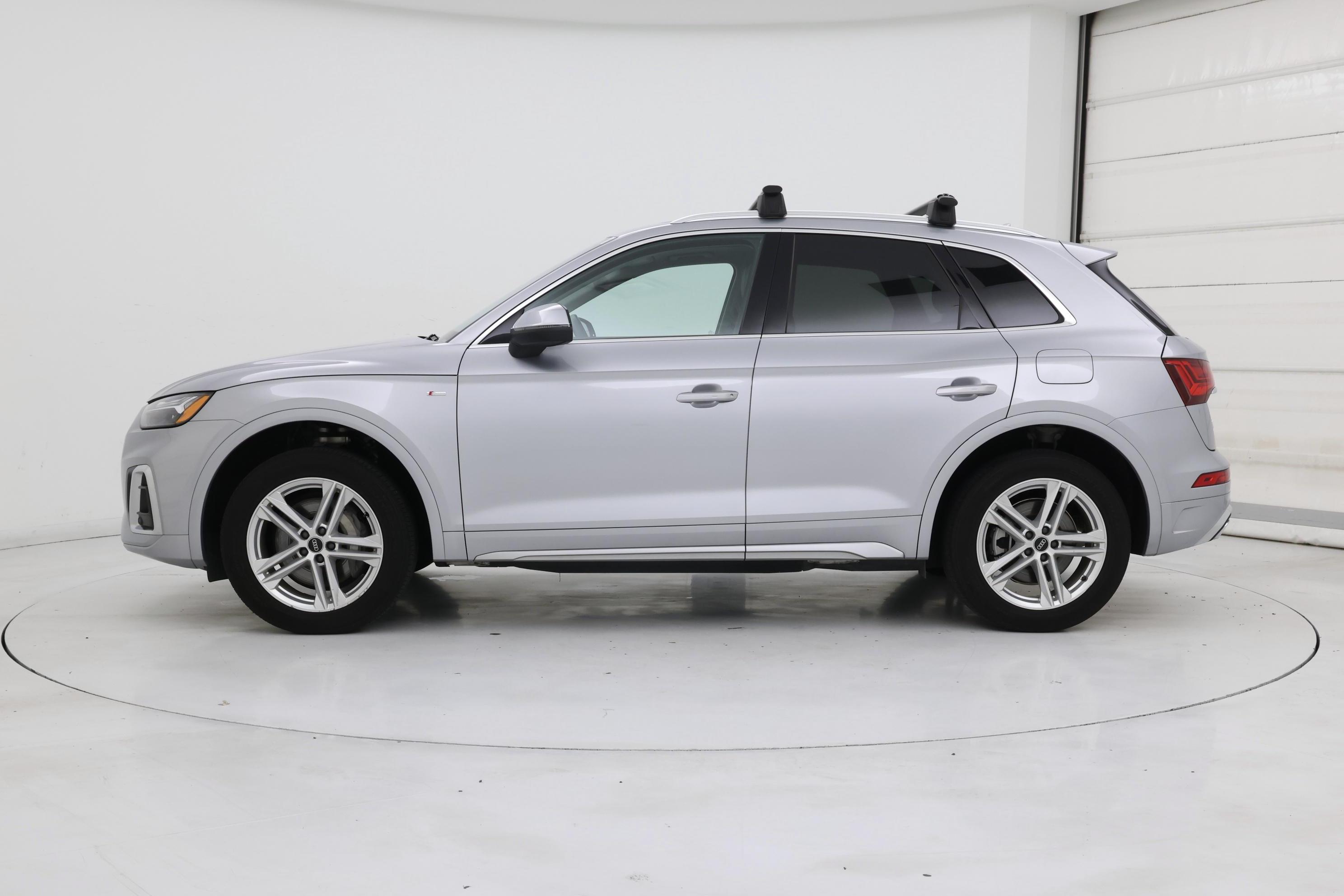 Thumbnail: 2023 Audi Q5 - 3