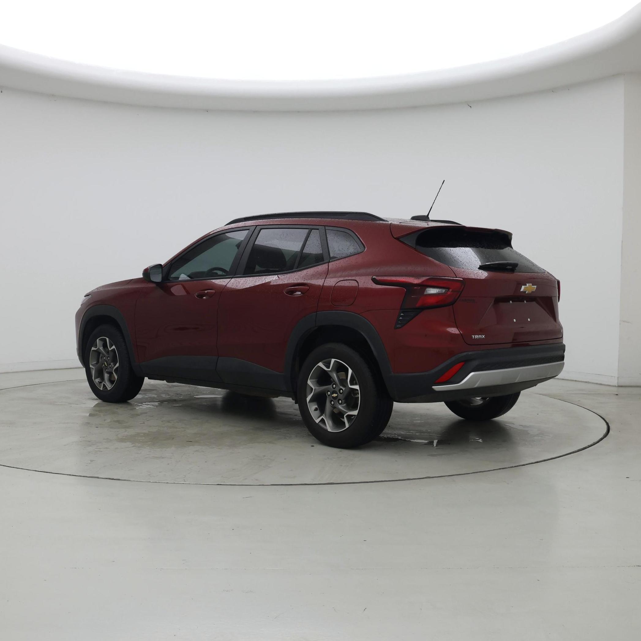 Thumbnail: 2025 Chevrolet Trax - 2