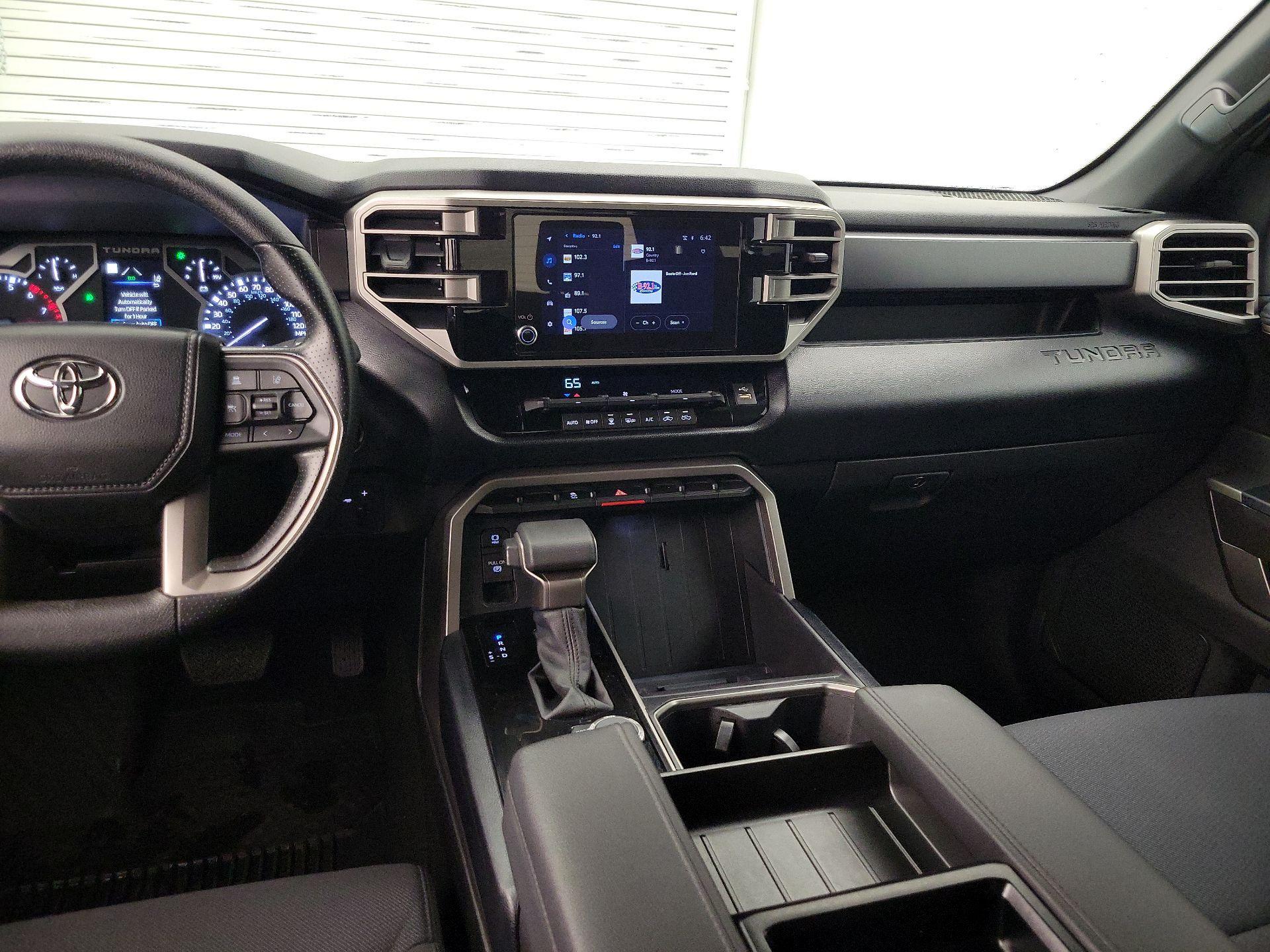 Thumbnail: 2025 Toyota Tundra - 9