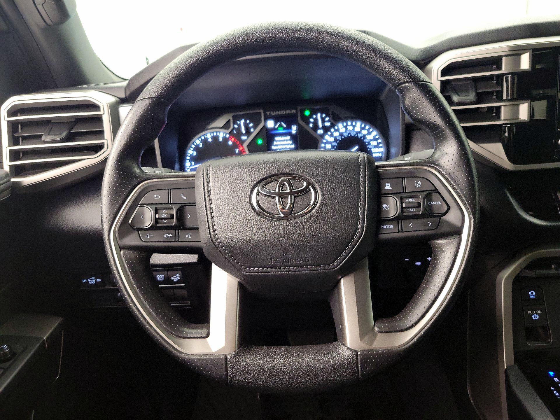 Thumbnail: 2025 Toyota Tundra - 10