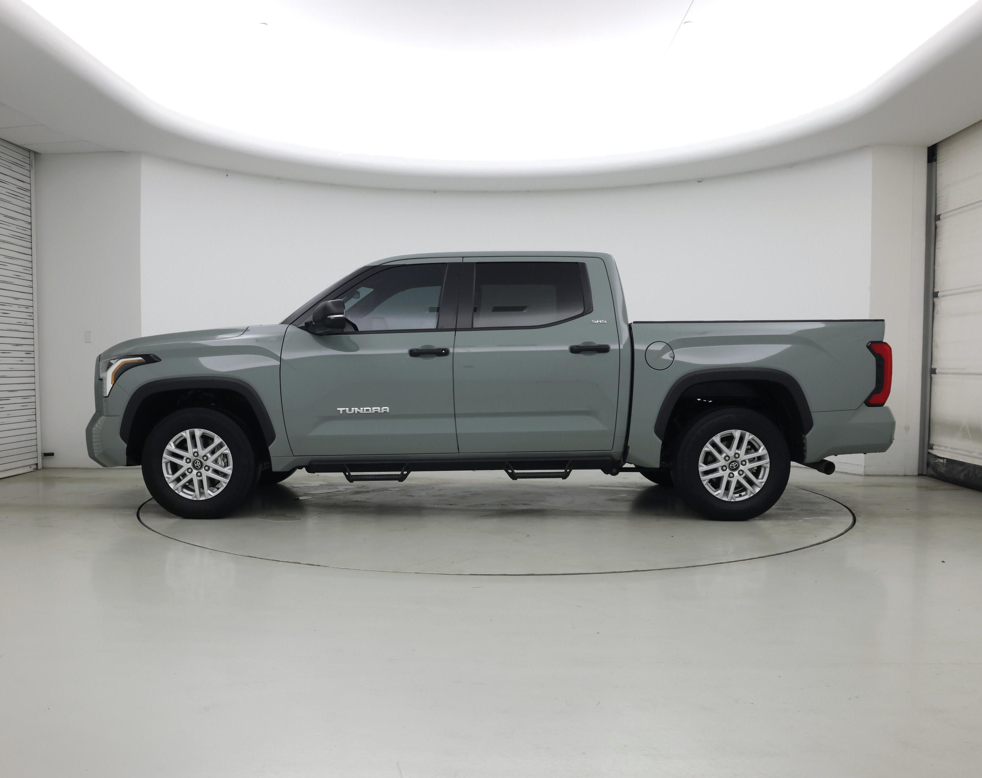 Thumbnail: 2025 Toyota Tundra - 3
