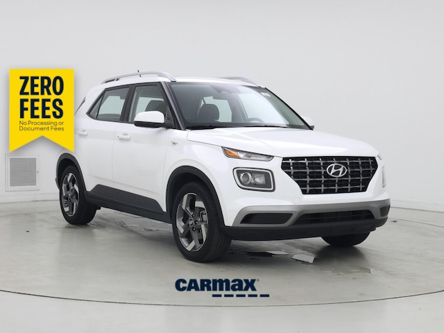 White 2025 Hyundai Venue SEL FWD SUV / Crossover Front-Wheel Drive Automatic