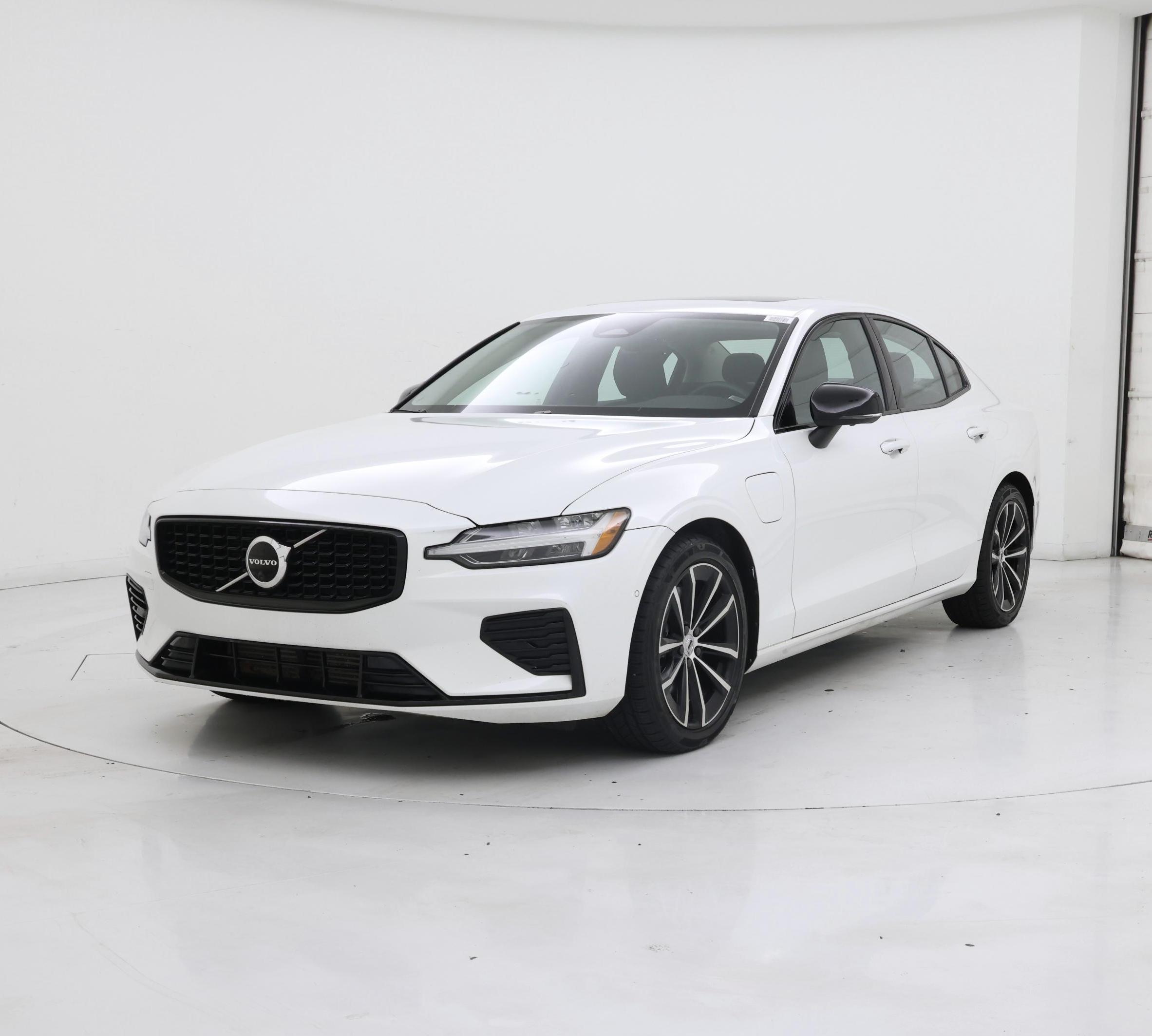 Thumbnail: 2023 Volvo S60 - 4