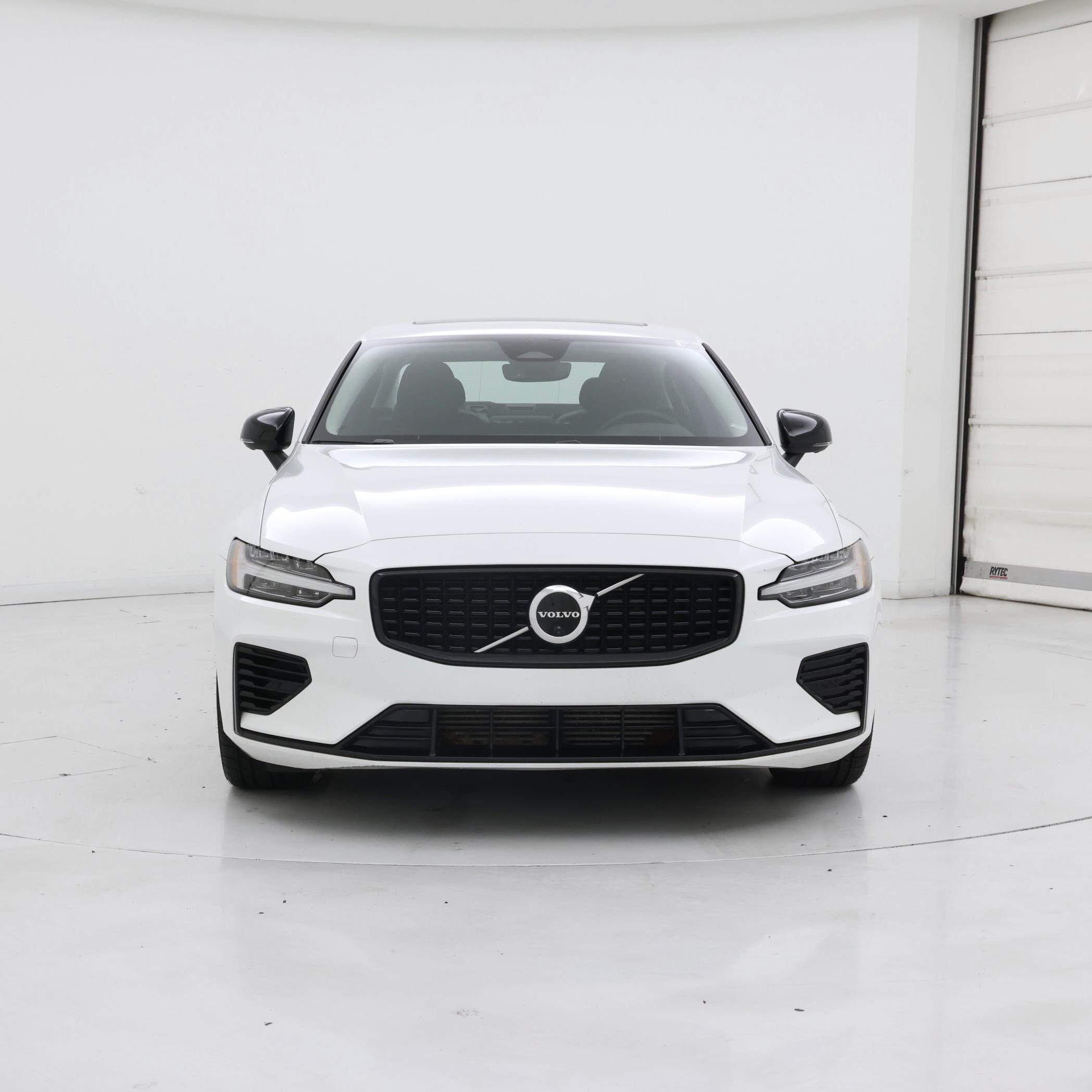 Thumbnail: 2023 Volvo S60 - 5