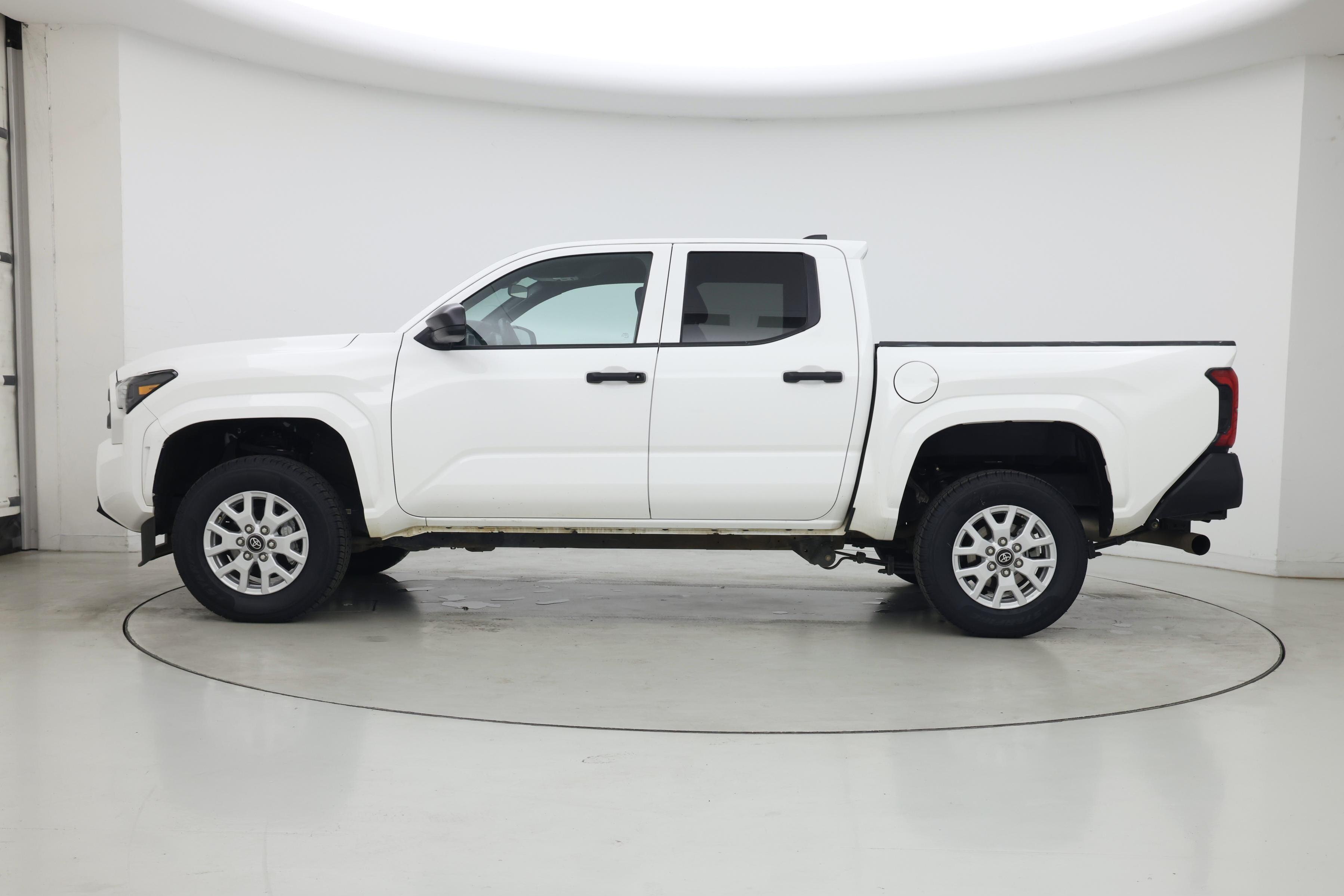Thumbnail: 2024 Toyota Tacoma - 3
