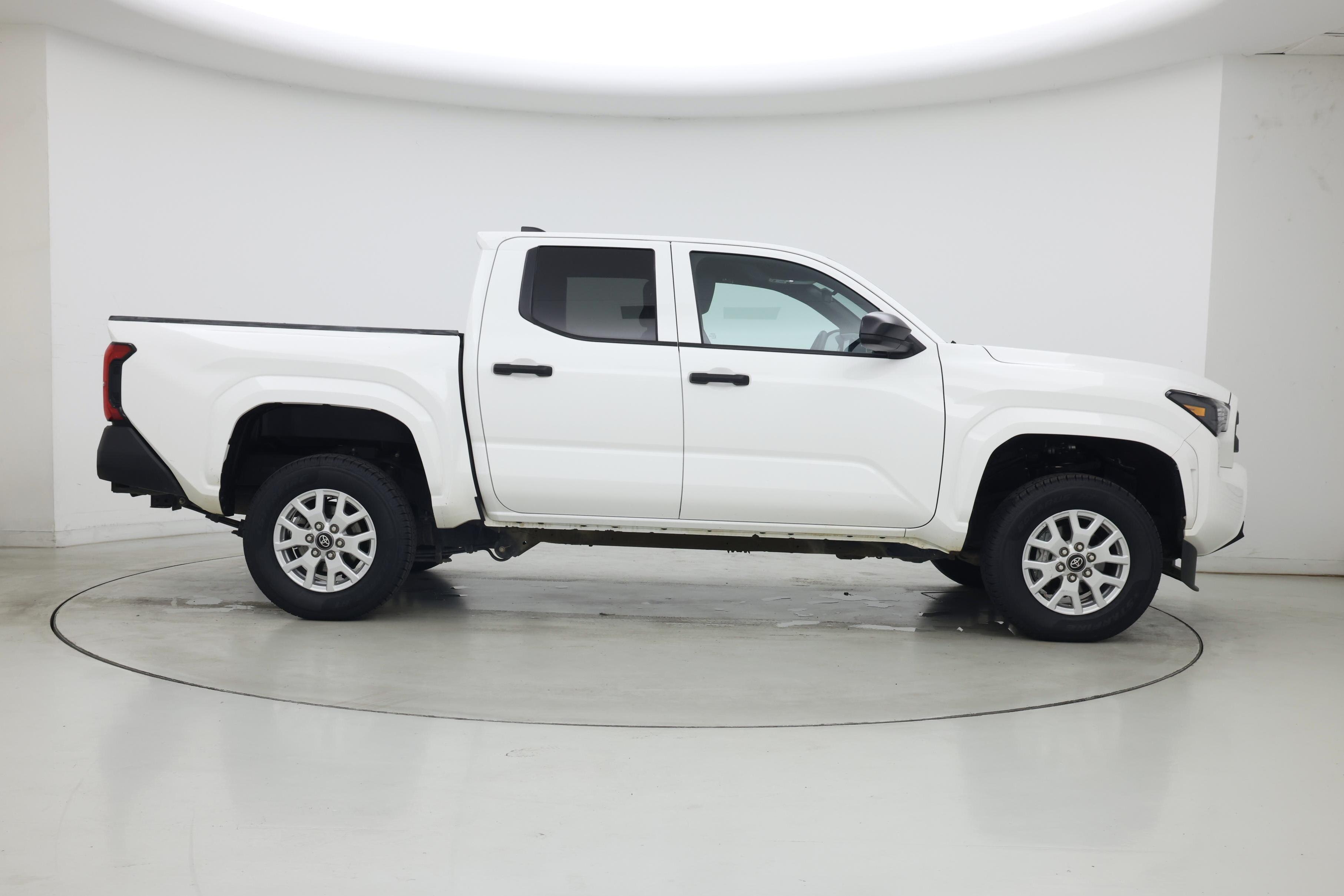 Thumbnail: 2024 Toyota Tacoma - 7
