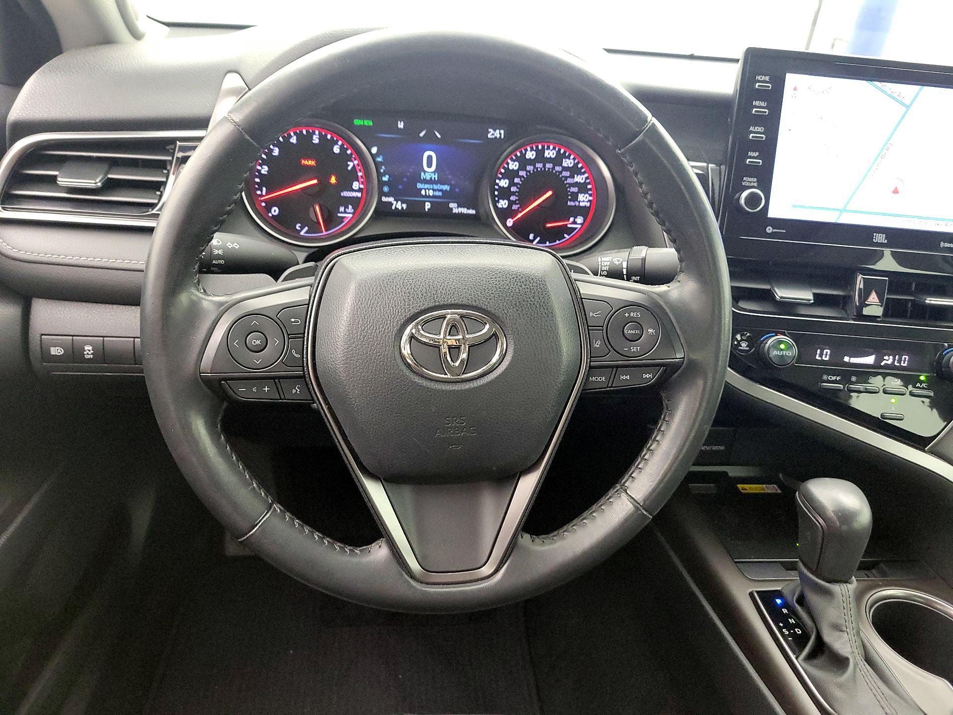 Thumbnail: 2022 Toyota Camry - 10