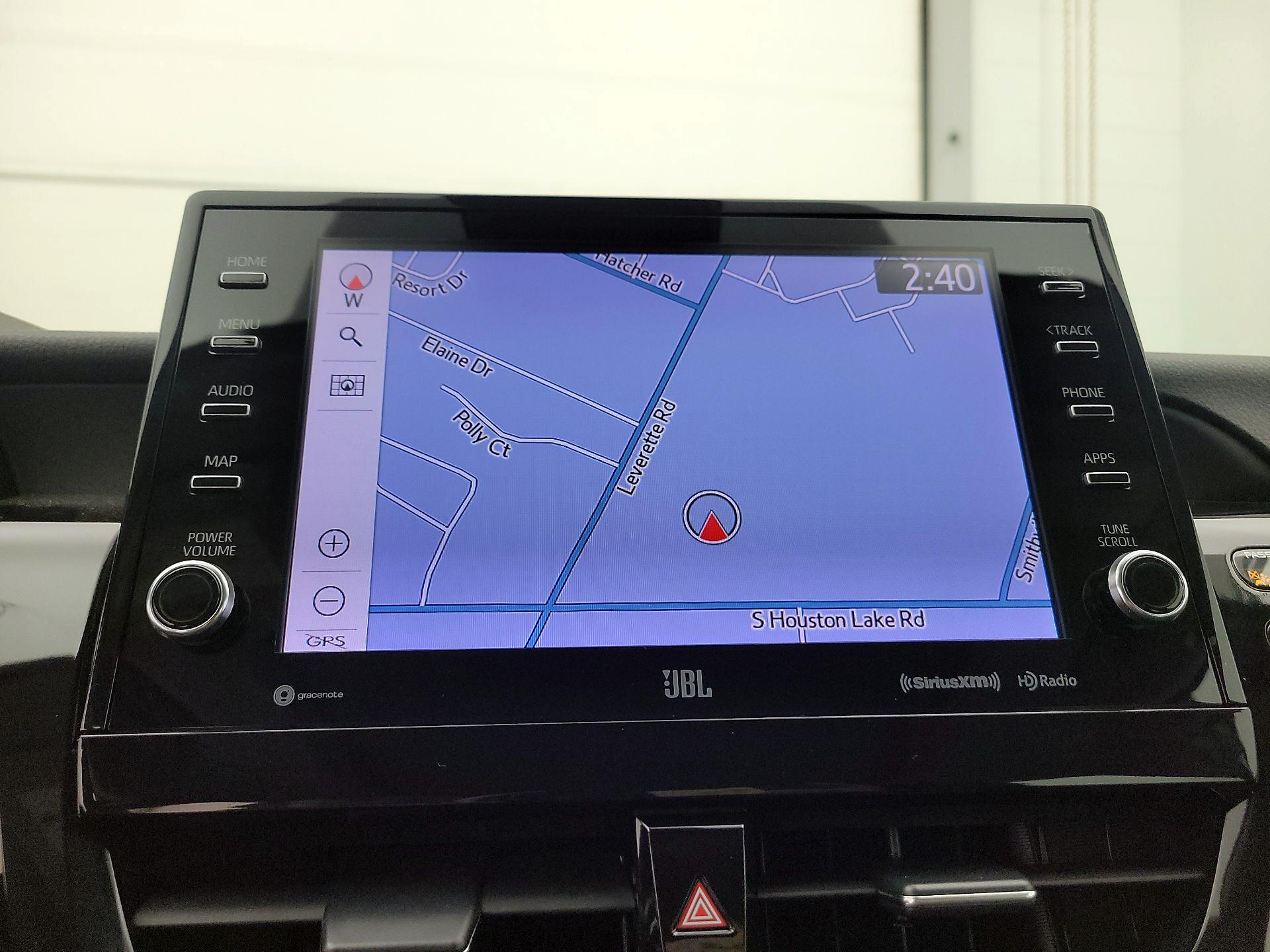 Thumbnail: 2022 Toyota Camry - 14