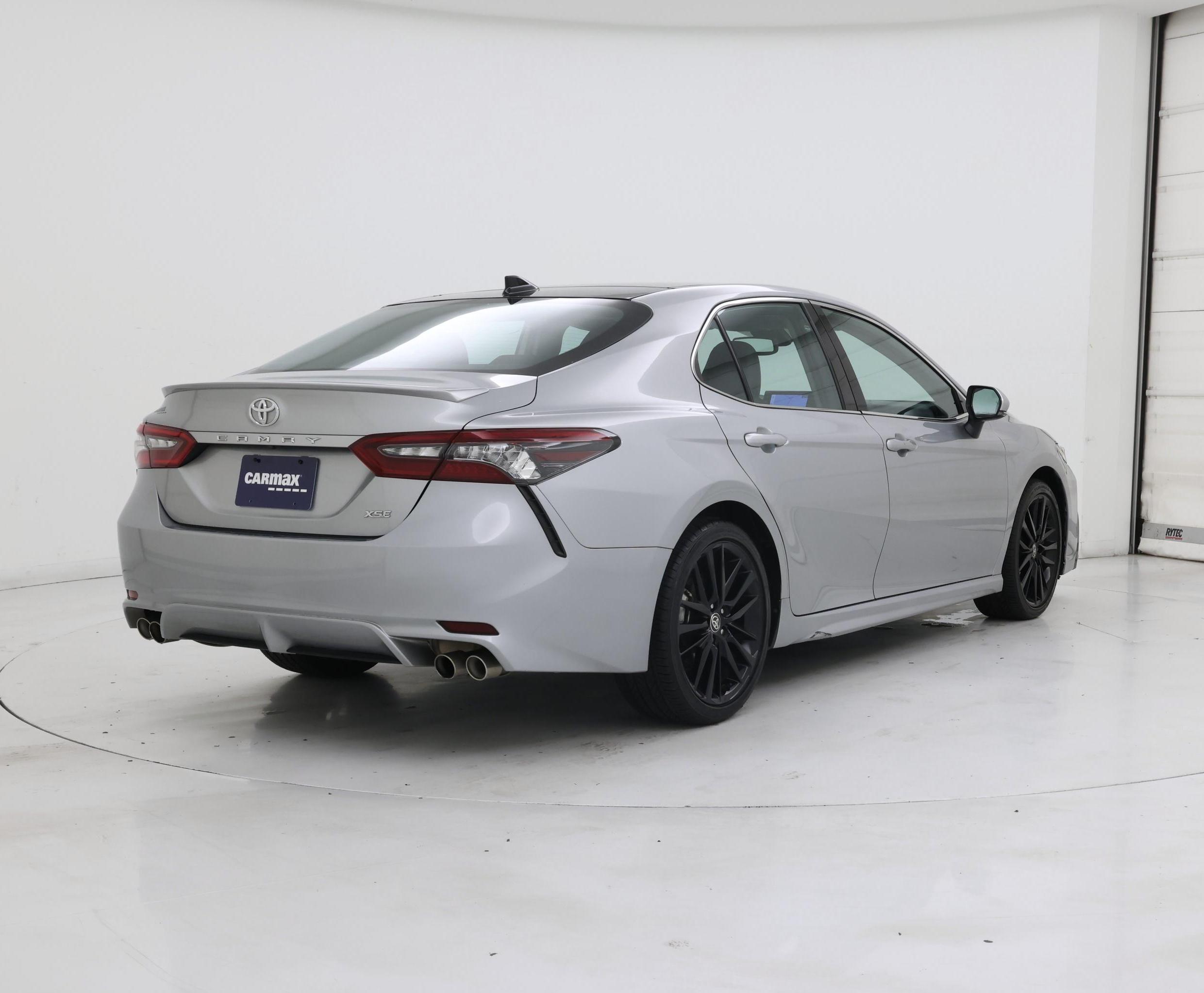 Thumbnail: 2022 Toyota Camry - 8