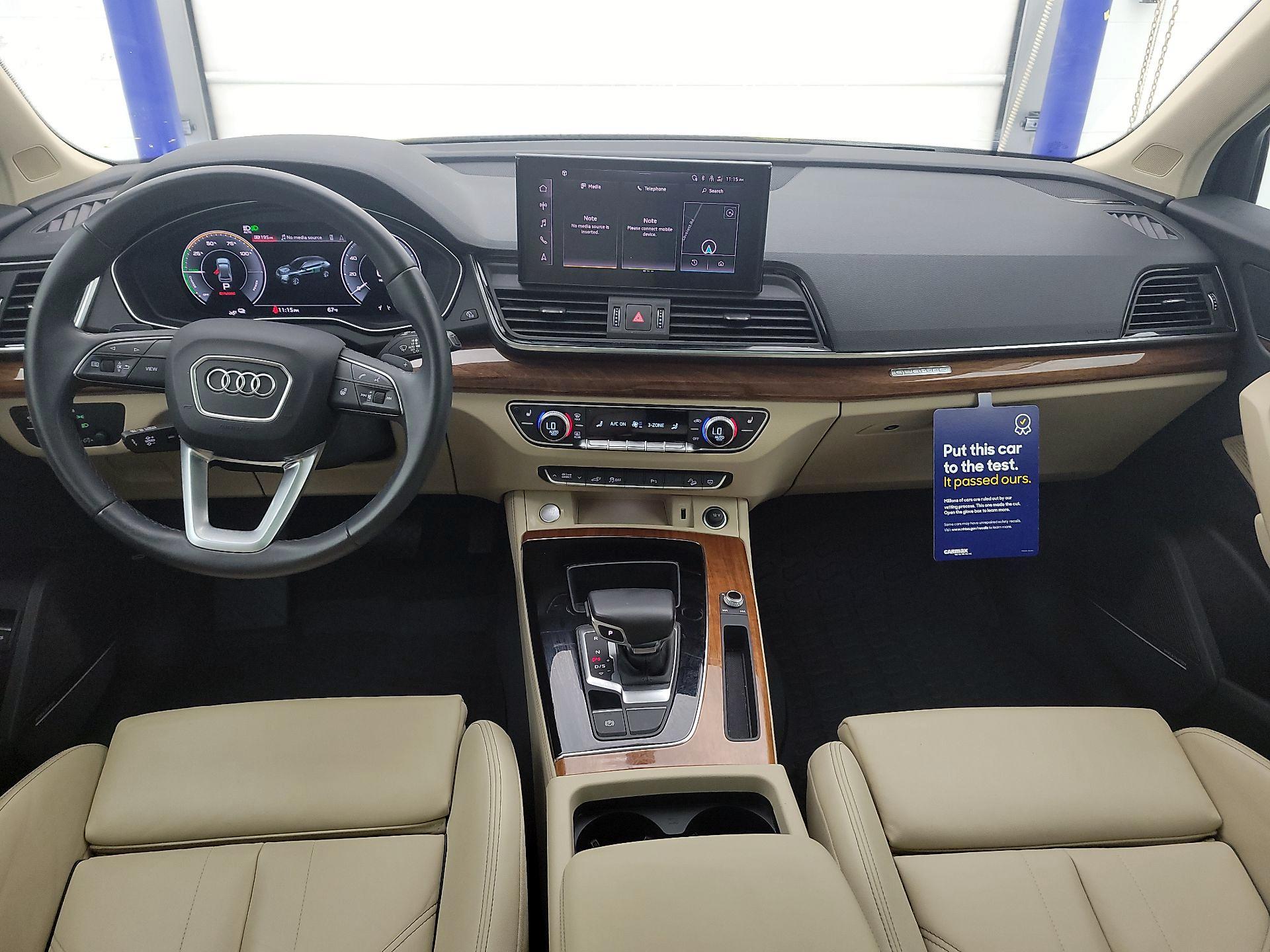 Thumbnail: 2023 Audi Q5 - 9