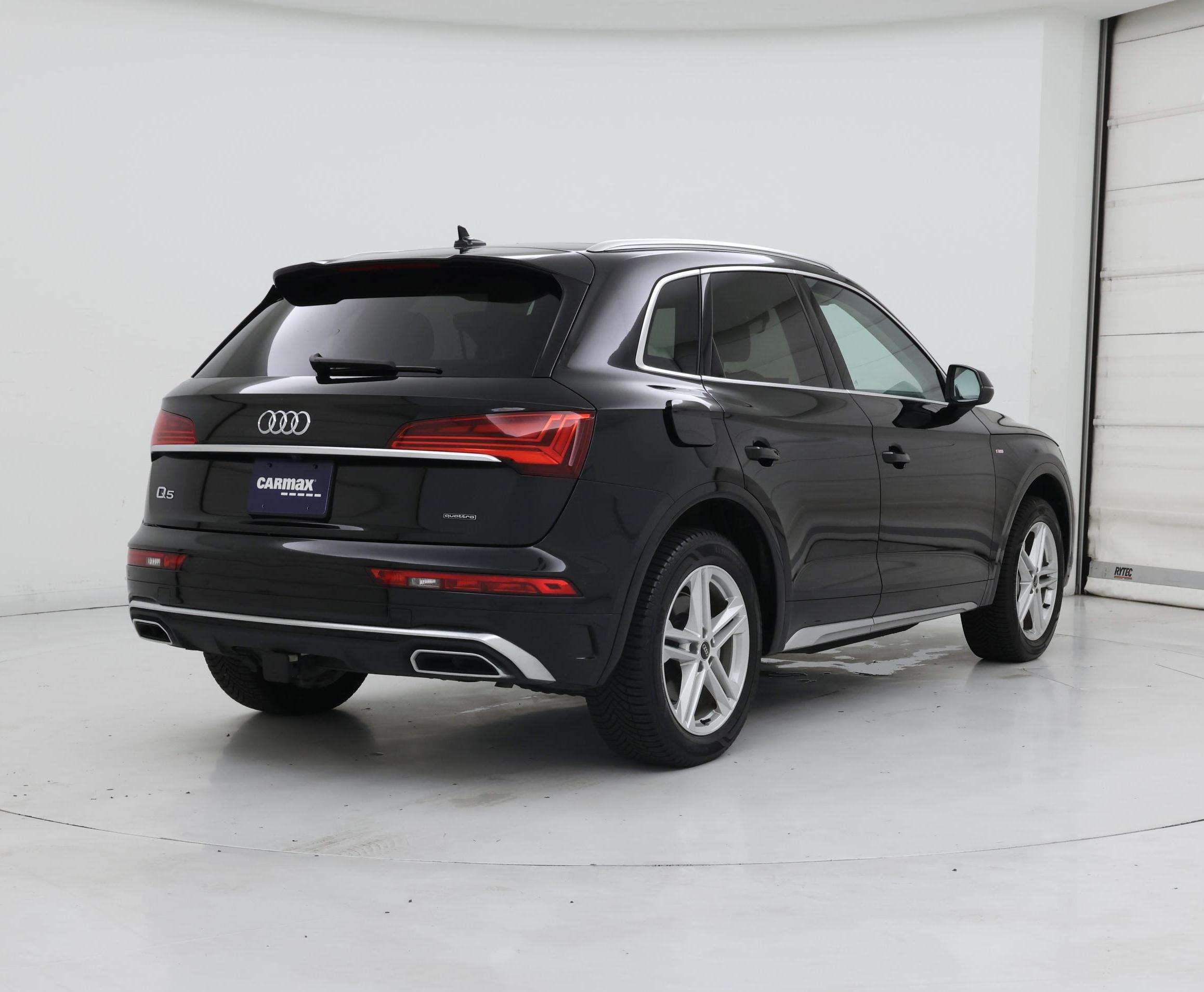 Thumbnail: 2023 Audi Q5 - 8