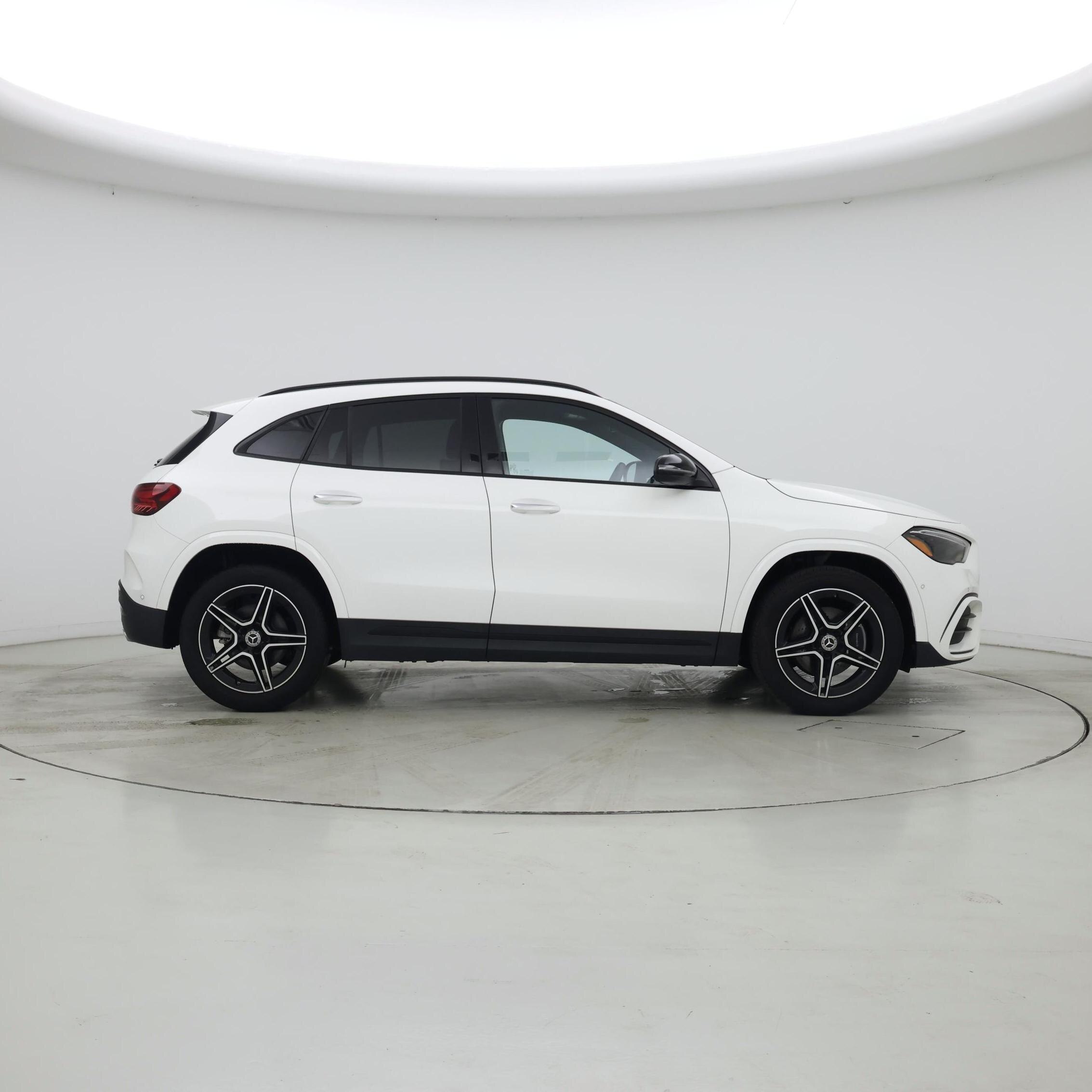 Thumbnail: 2025 Mercedes-Benz GLA - 7