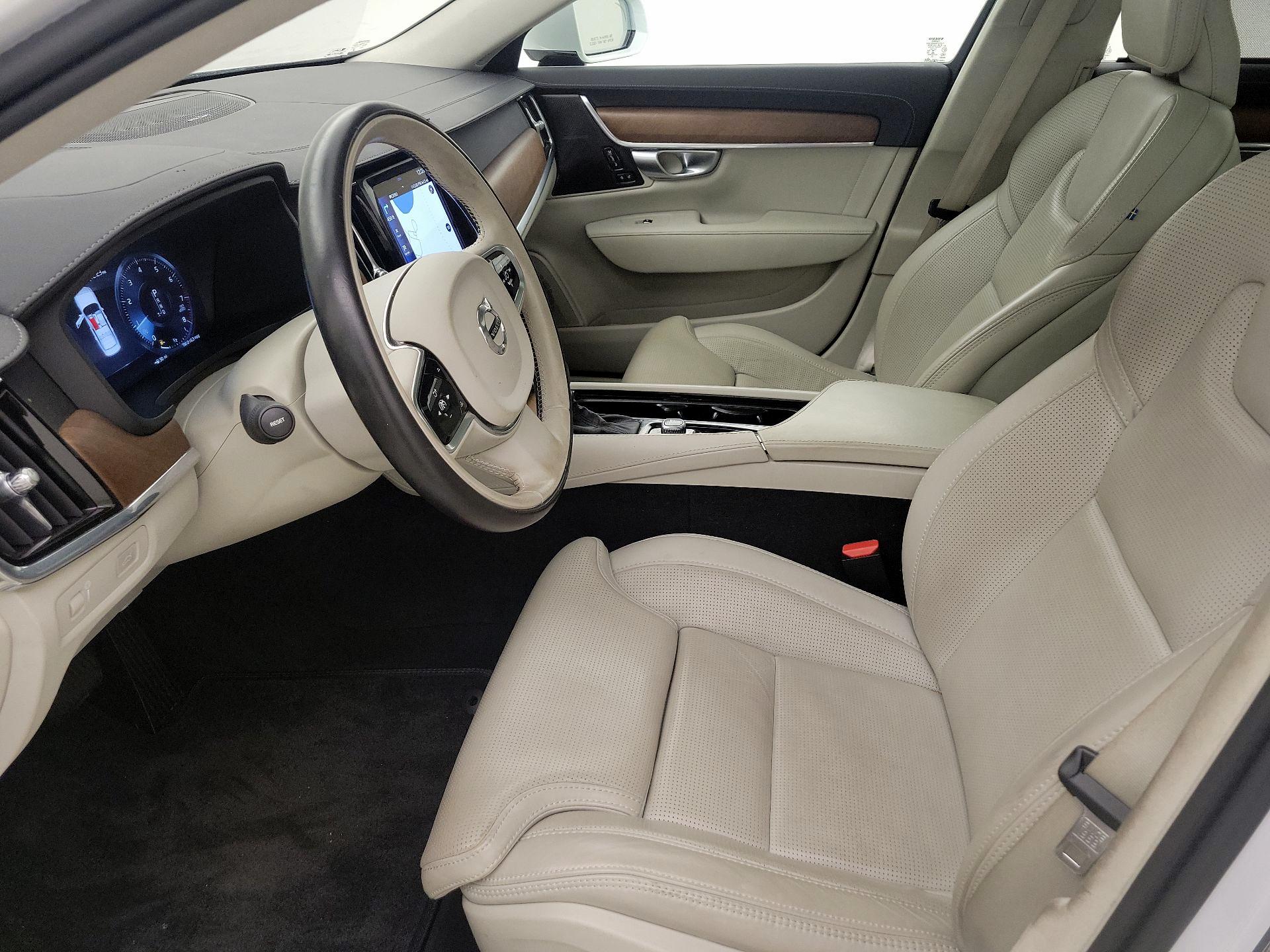 Thumbnail: 2020 Volvo S90 - 11