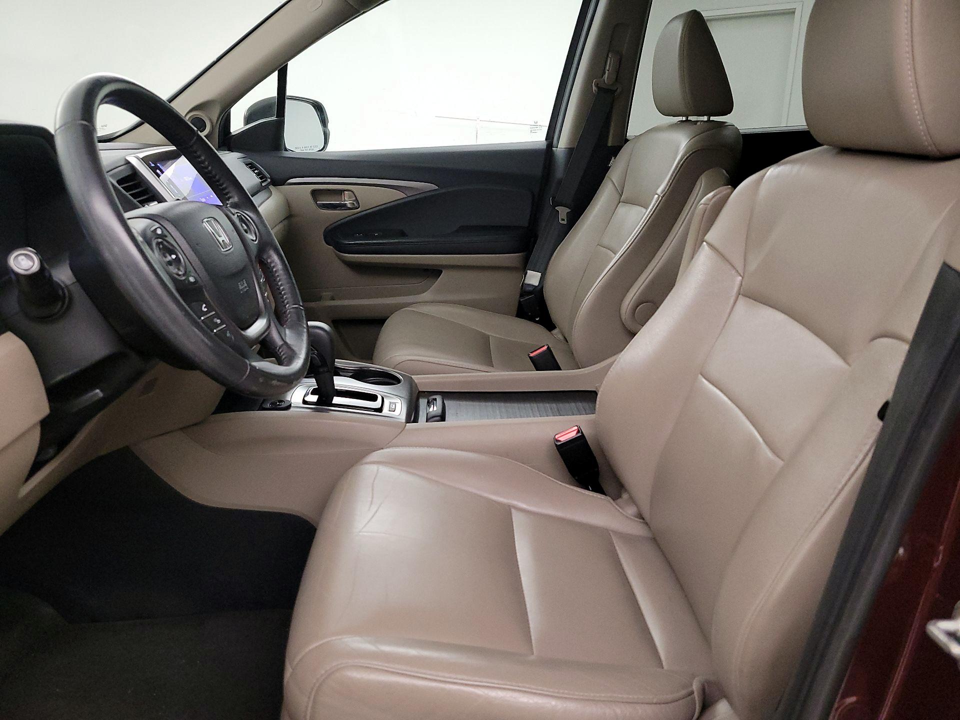 Thumbnail: 2018 Honda Pilot - 11