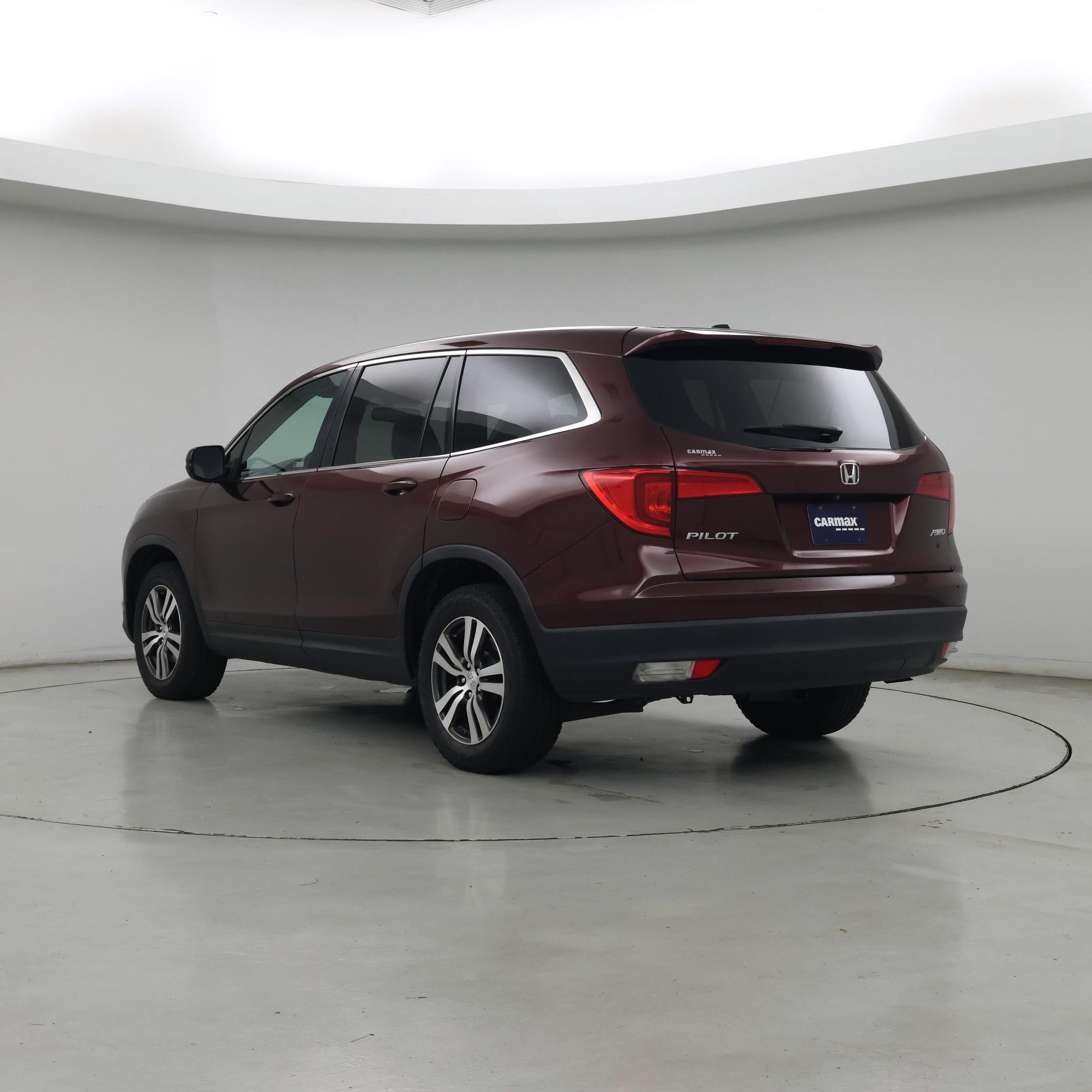 Thumbnail: 2018 Honda Pilot - 2