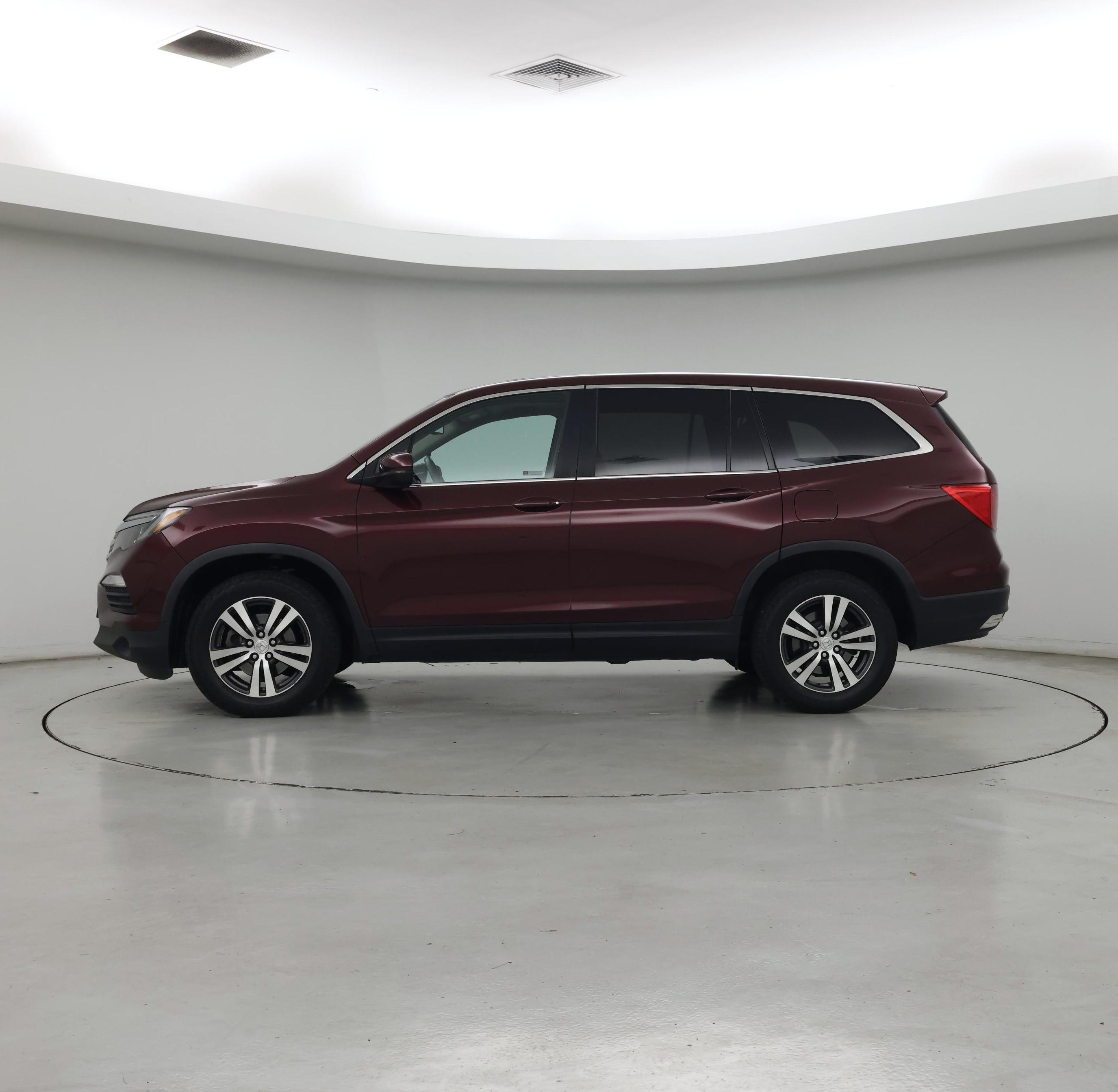 Thumbnail: 2018 Honda Pilot - 3