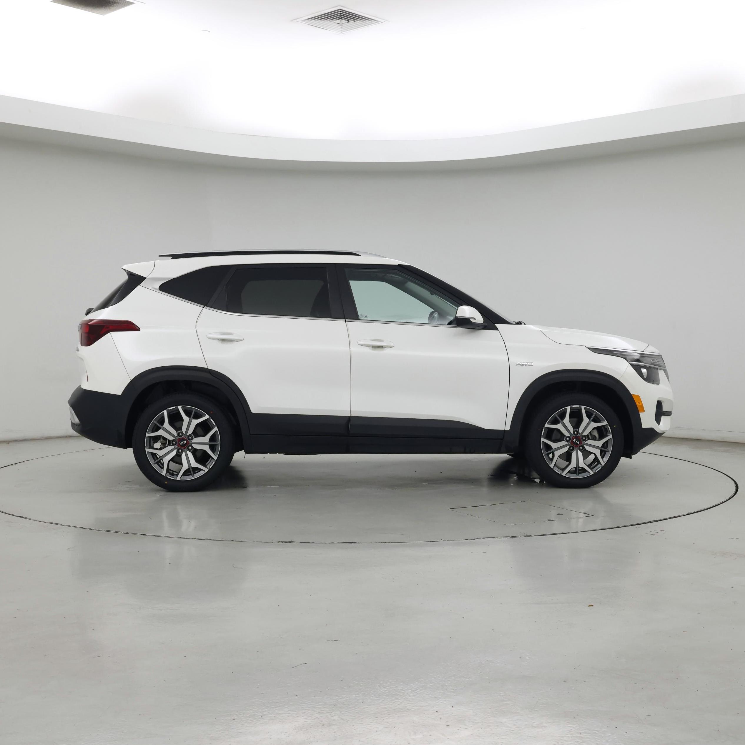 Thumbnail: 2021 Kia Seltos - 7