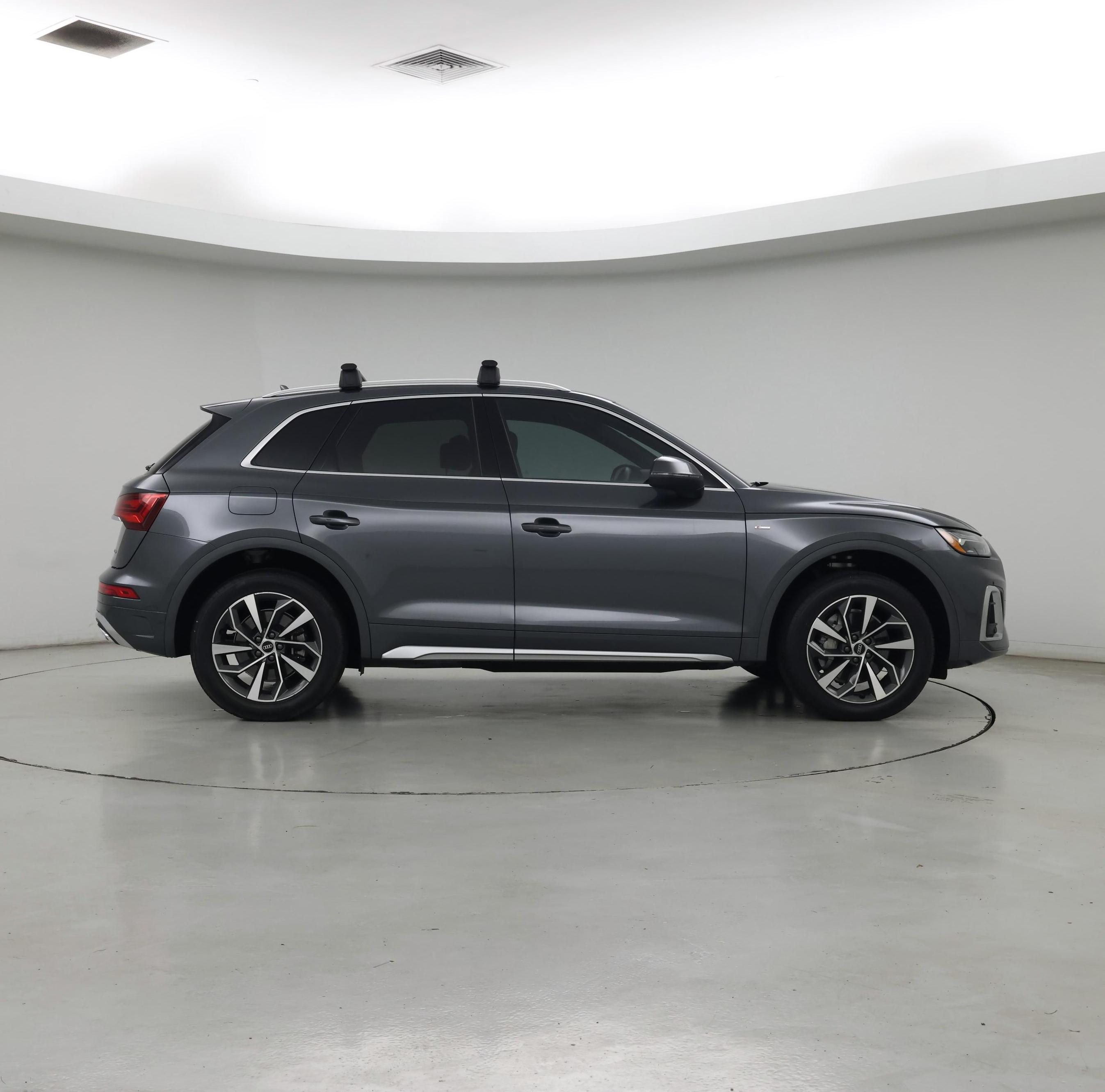 Thumbnail: 2022 Audi Q5 - 7