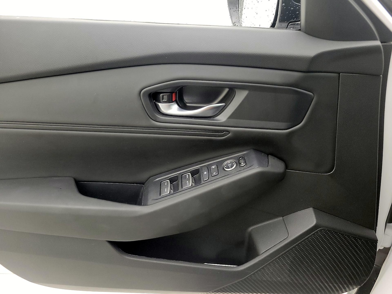 2025 Honda Accord SE - Photo 13