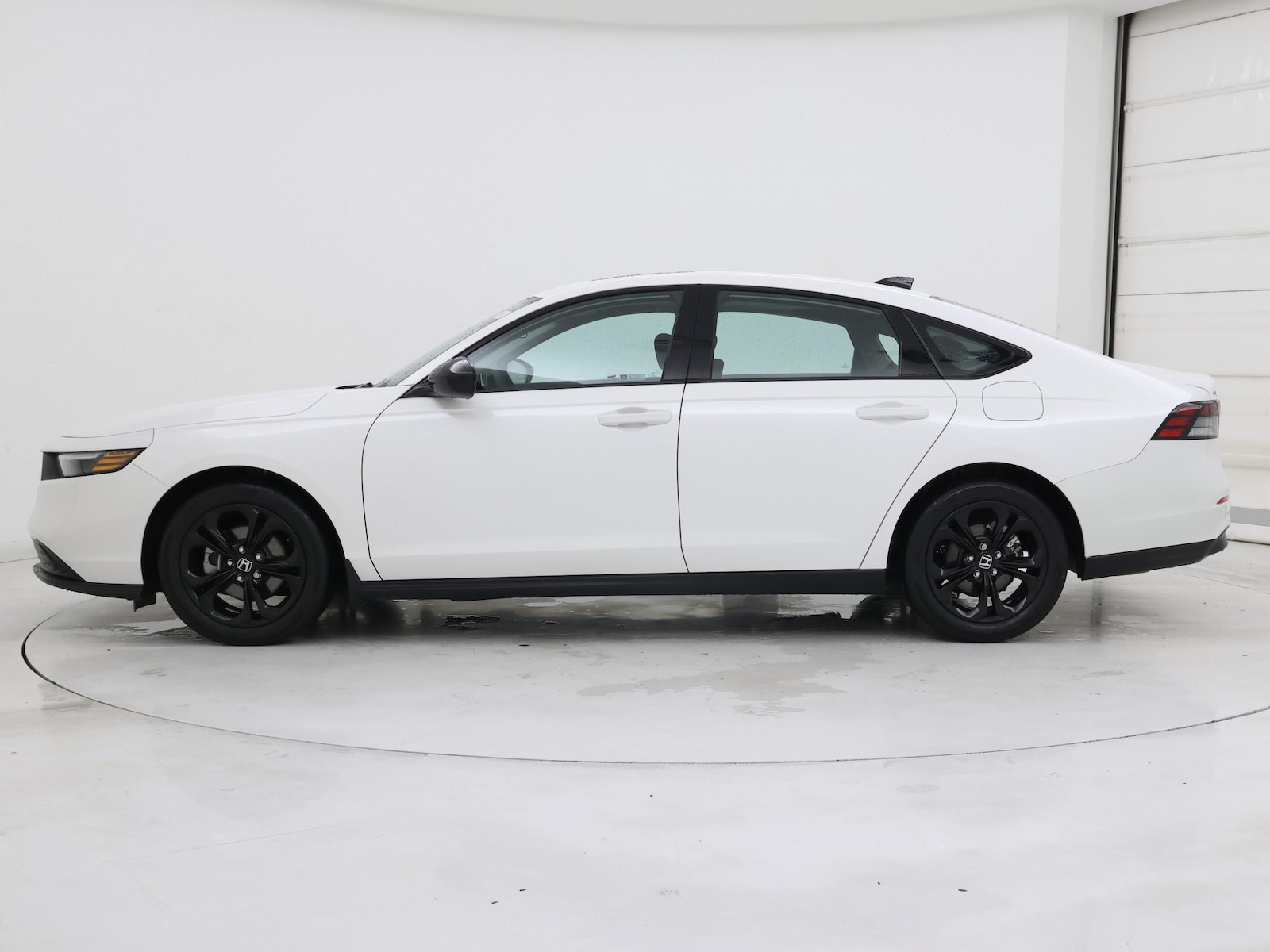 2025 Honda Accord SE - Photo 4